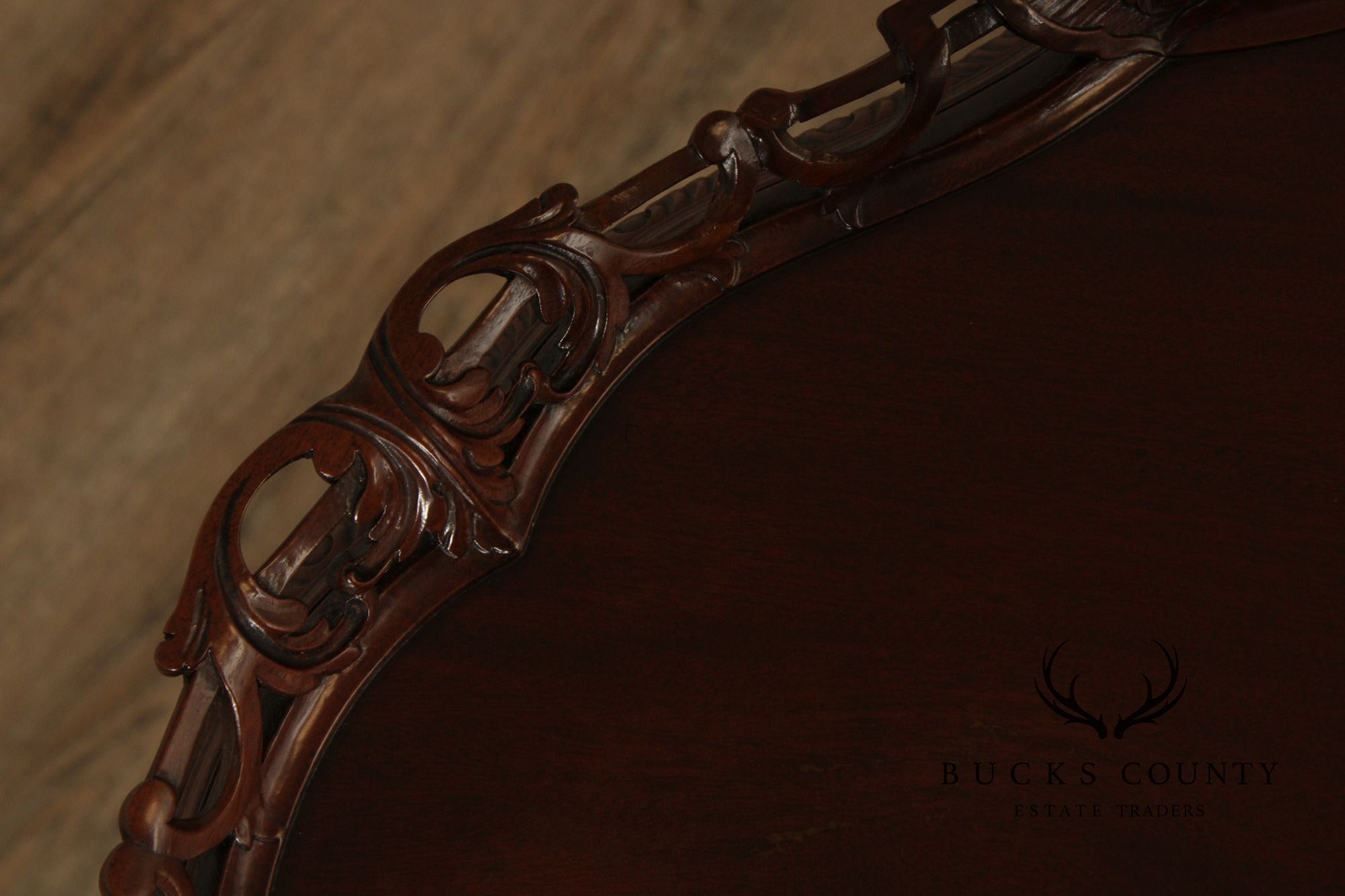 Schmieg and Kotzian Georgian Style Mahogany Pie Crust Table
