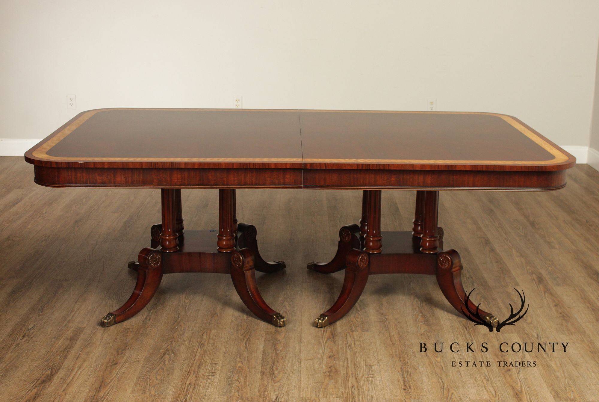 Henredon Natchez Mahogany Double Pedestal Dining Table With Three Leaves