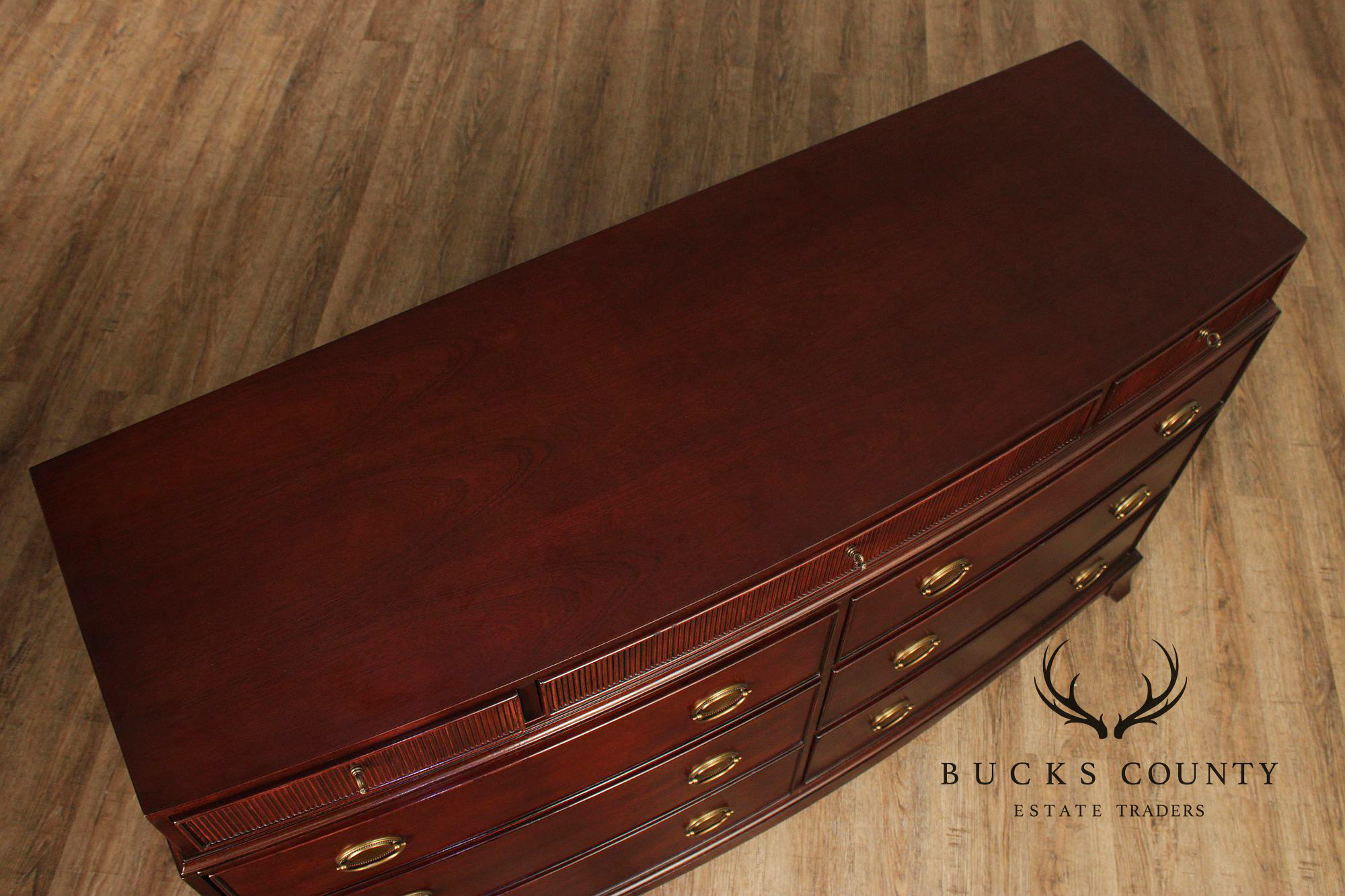 Lauren Ralph Lauren Mahogany Hepplewhite Style Bow Front 9 Drawer Dresser