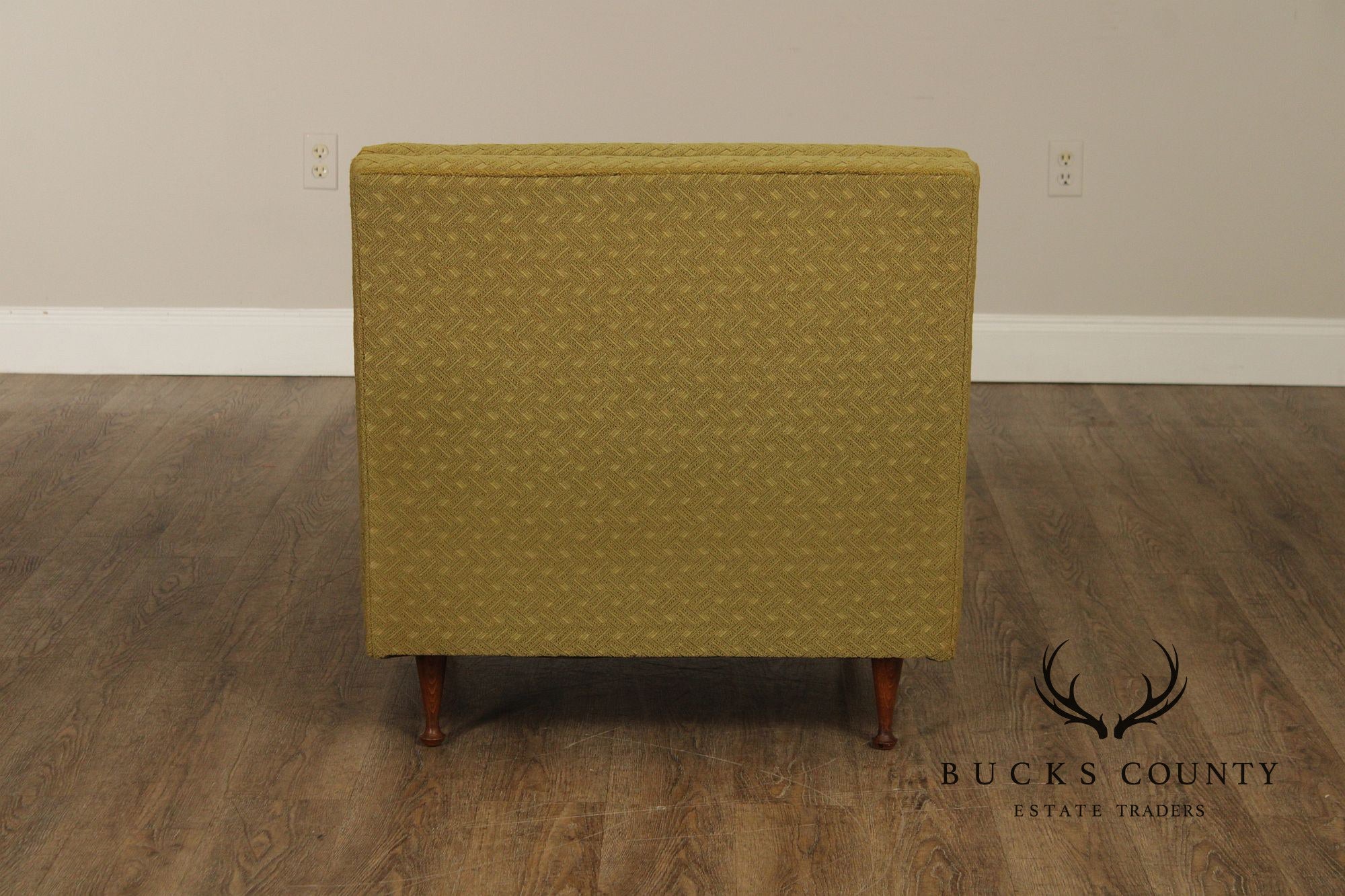 Mid Century Modern Pair of Lounge Chairs