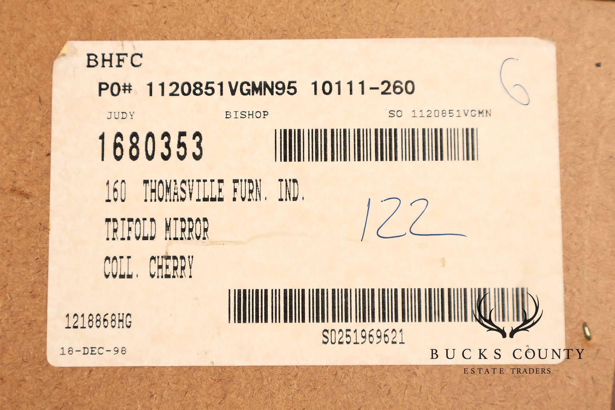 Thomasville 'Collectors Cherry' Triple Dresser with Tri-Fold Mirror