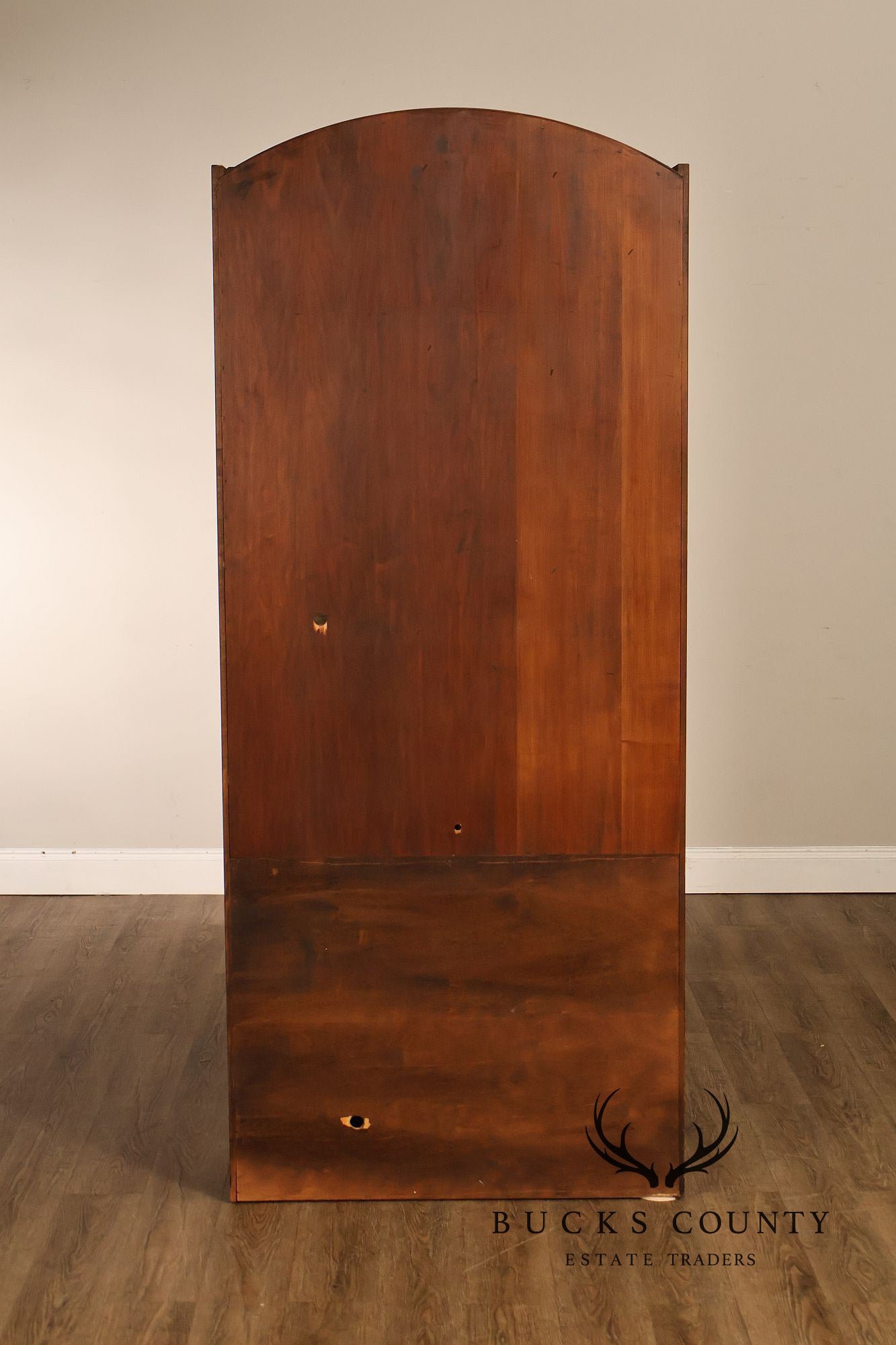 Henredon Vintage Pair Of Walnut Louis XVI Style Bookcases