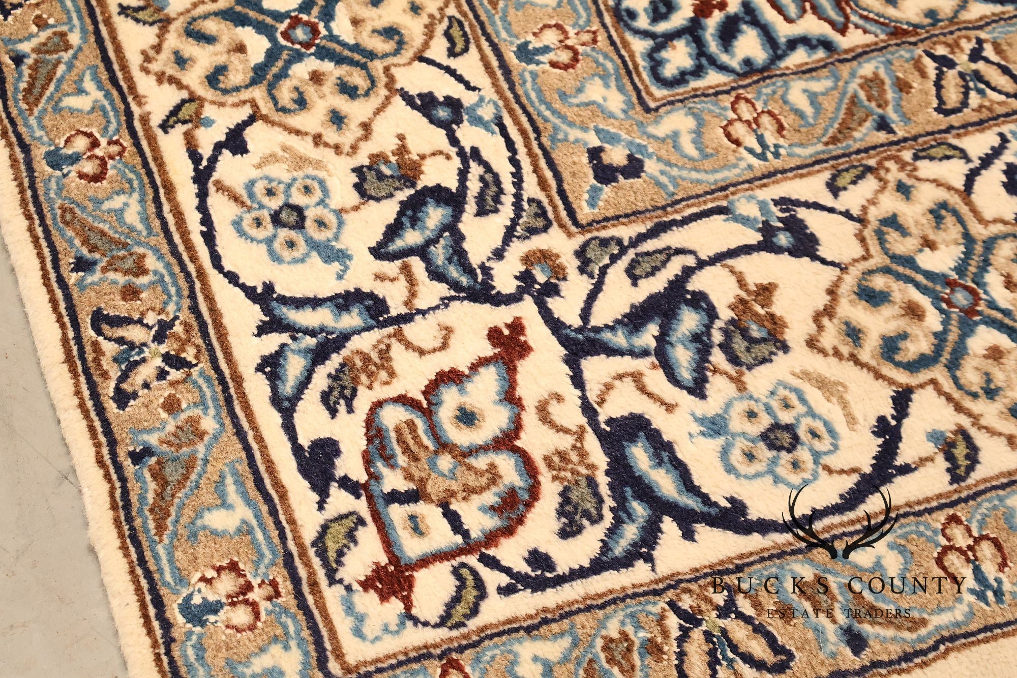 Handwoven Wool Curvilinear Medallion 6.4' x 10.75' Rug
