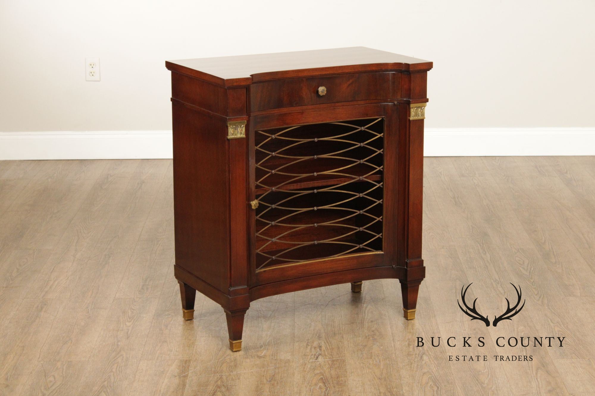 Regency Style Quality Vintage Pair of Mahogany Nightstands With Brass Accents