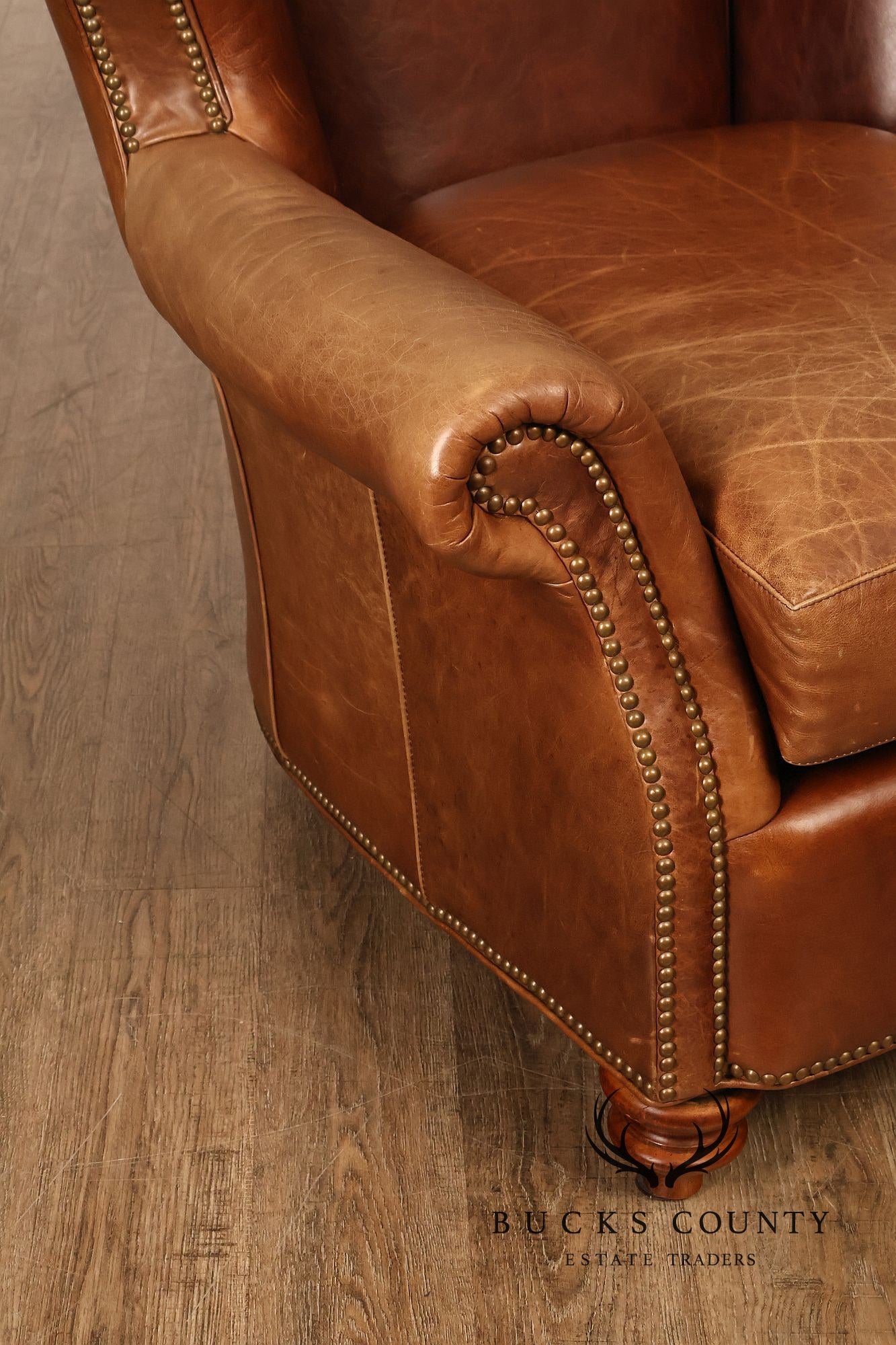 La-Z-Boy Classic Traditional Leather Club Chair