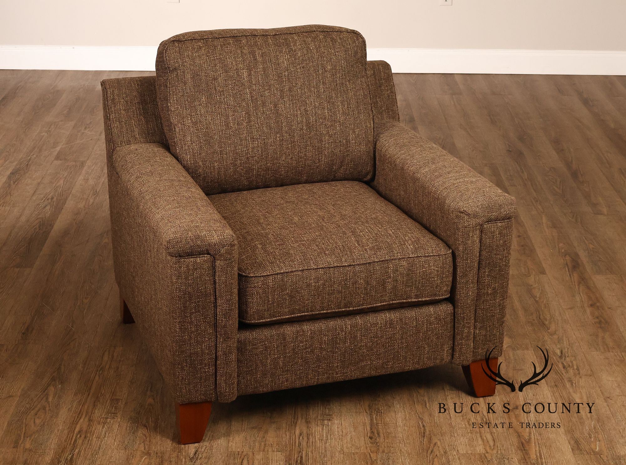 La-Z-Boy Contemporary Style Upholstered Lounge Chair