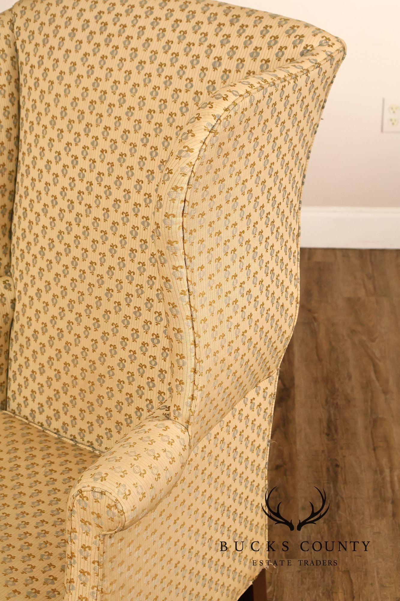 Kittinger Williamsburg Adaptation Mahogany Wing Chair