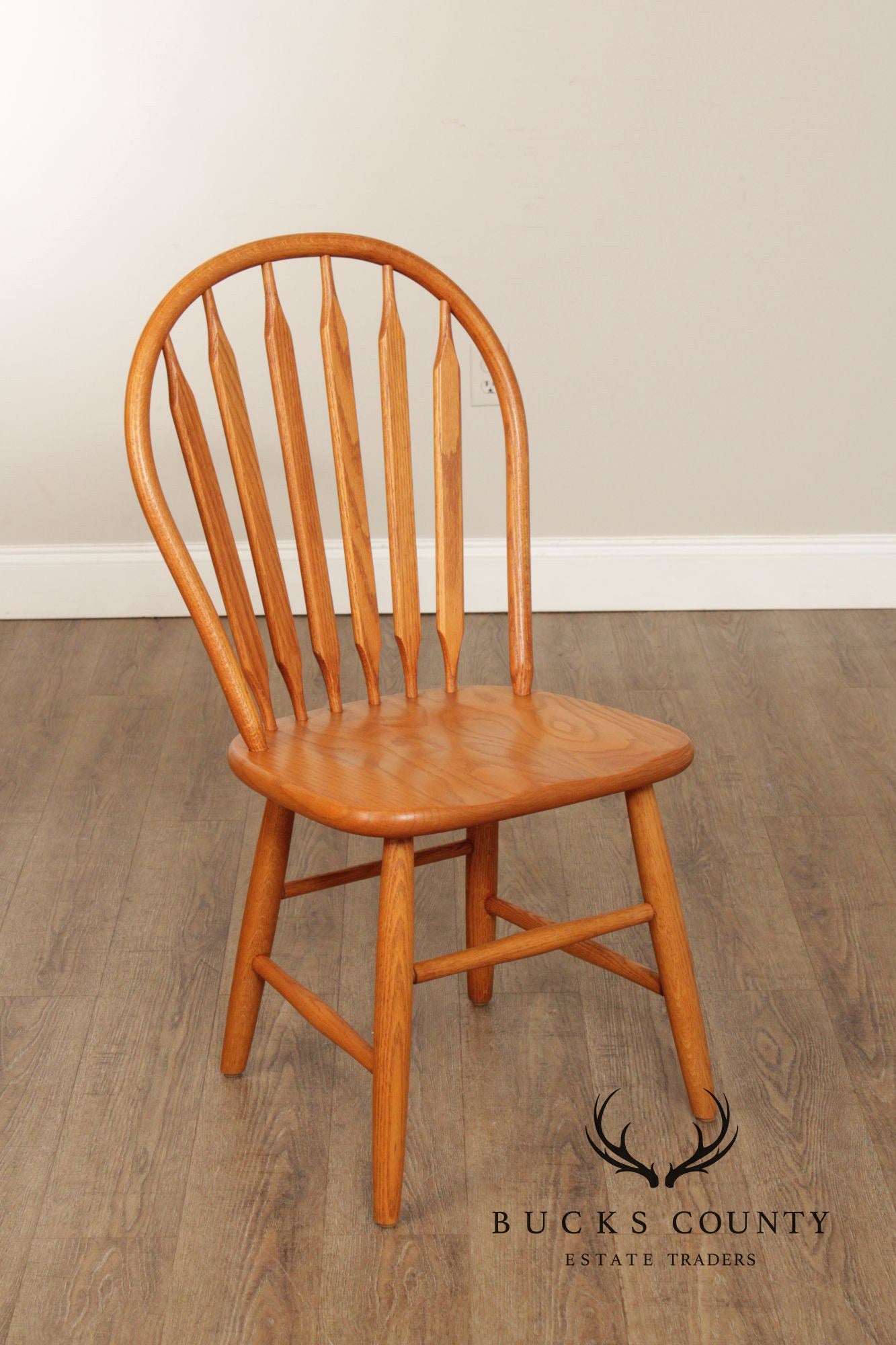 Traditional Set of Four Oak Windsor Dining Chairs