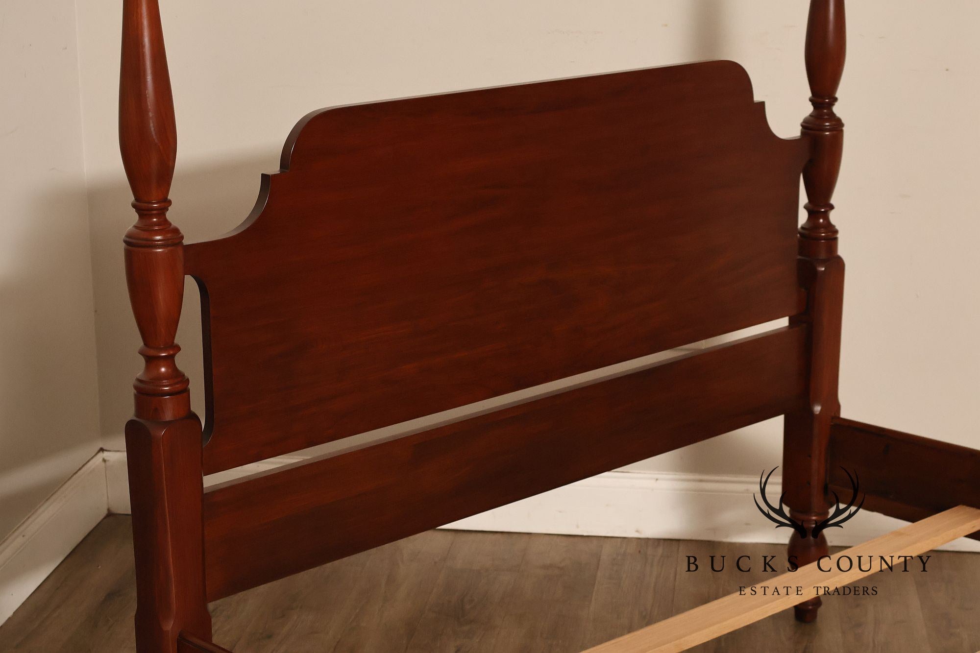 Henkel Harris Cherry Four Poster Full Bed