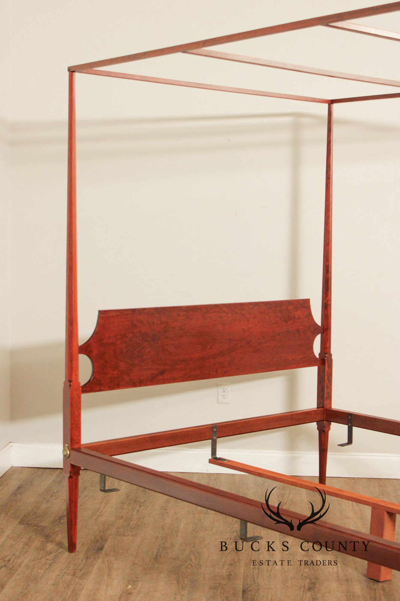 D.R. Dimes Benchmark Collection Cherry Queen Poster Bed