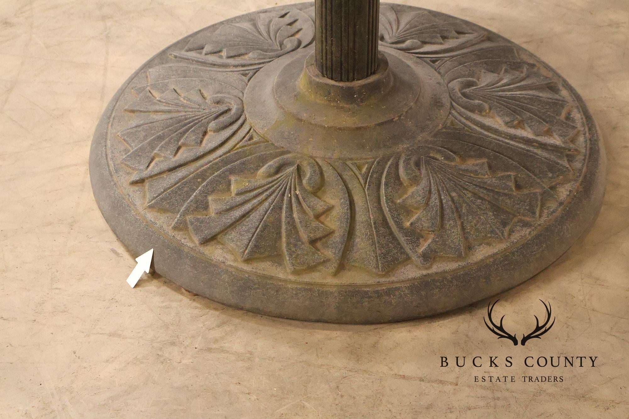 Hanamint Outdoor Round Cast Aluminum Dining Table and Chair Set