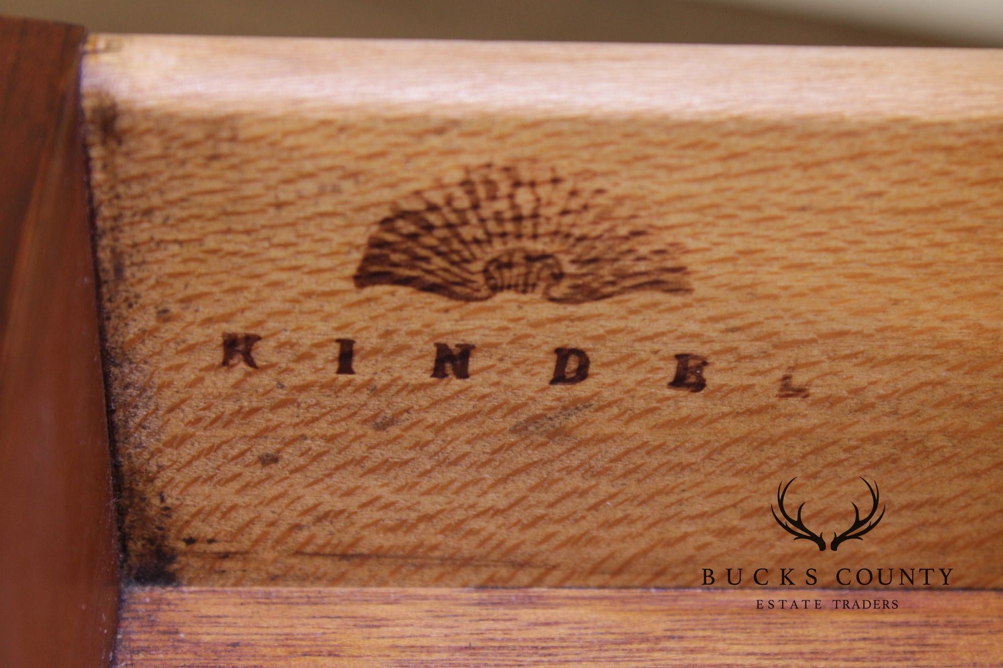 Kindel Federal Style Inlaid Mahogany Drop Leaf Pembroke Side Table