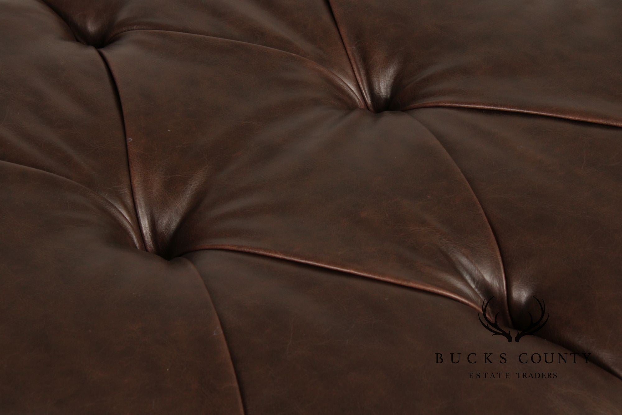 English Traditional Style Tufted Ottoman