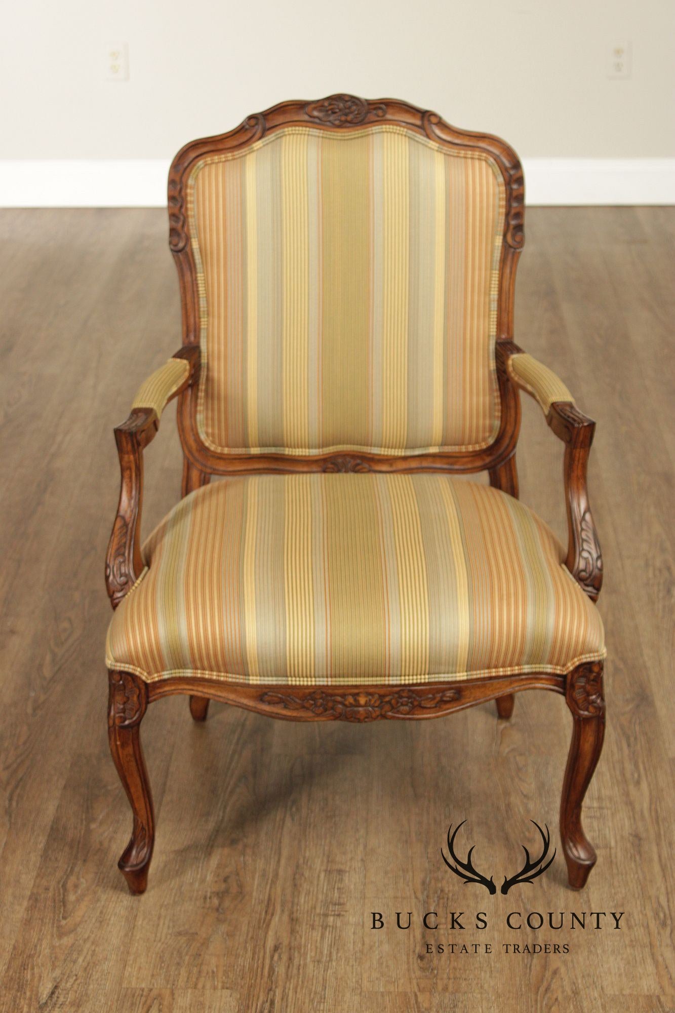 Henredon French Louis XV Style Pair of Fauteuil Armchairs