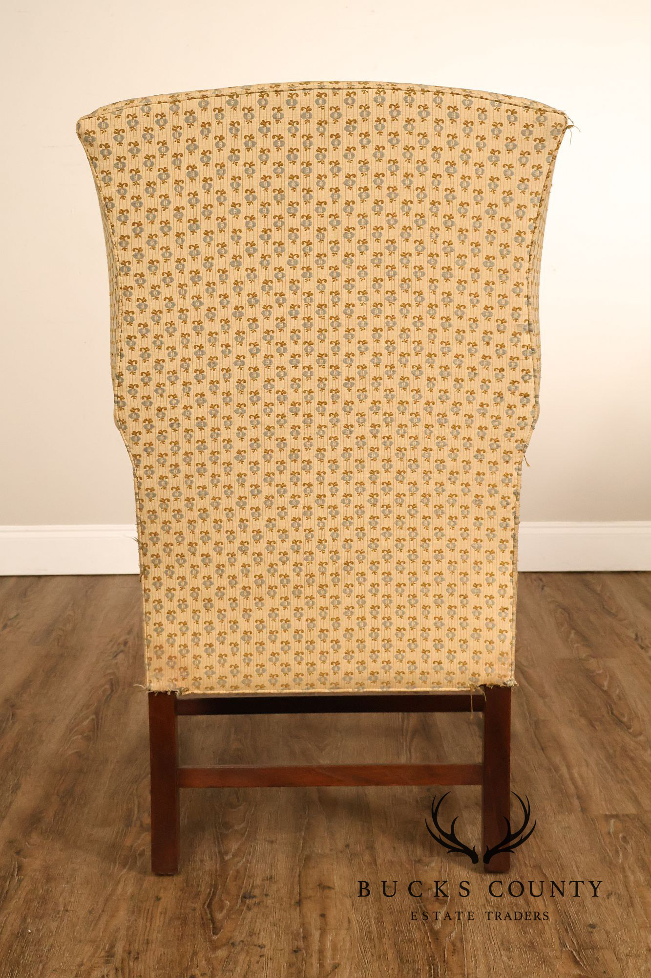 Kittinger Williamsburg Adaptation Mahogany Wing Chair