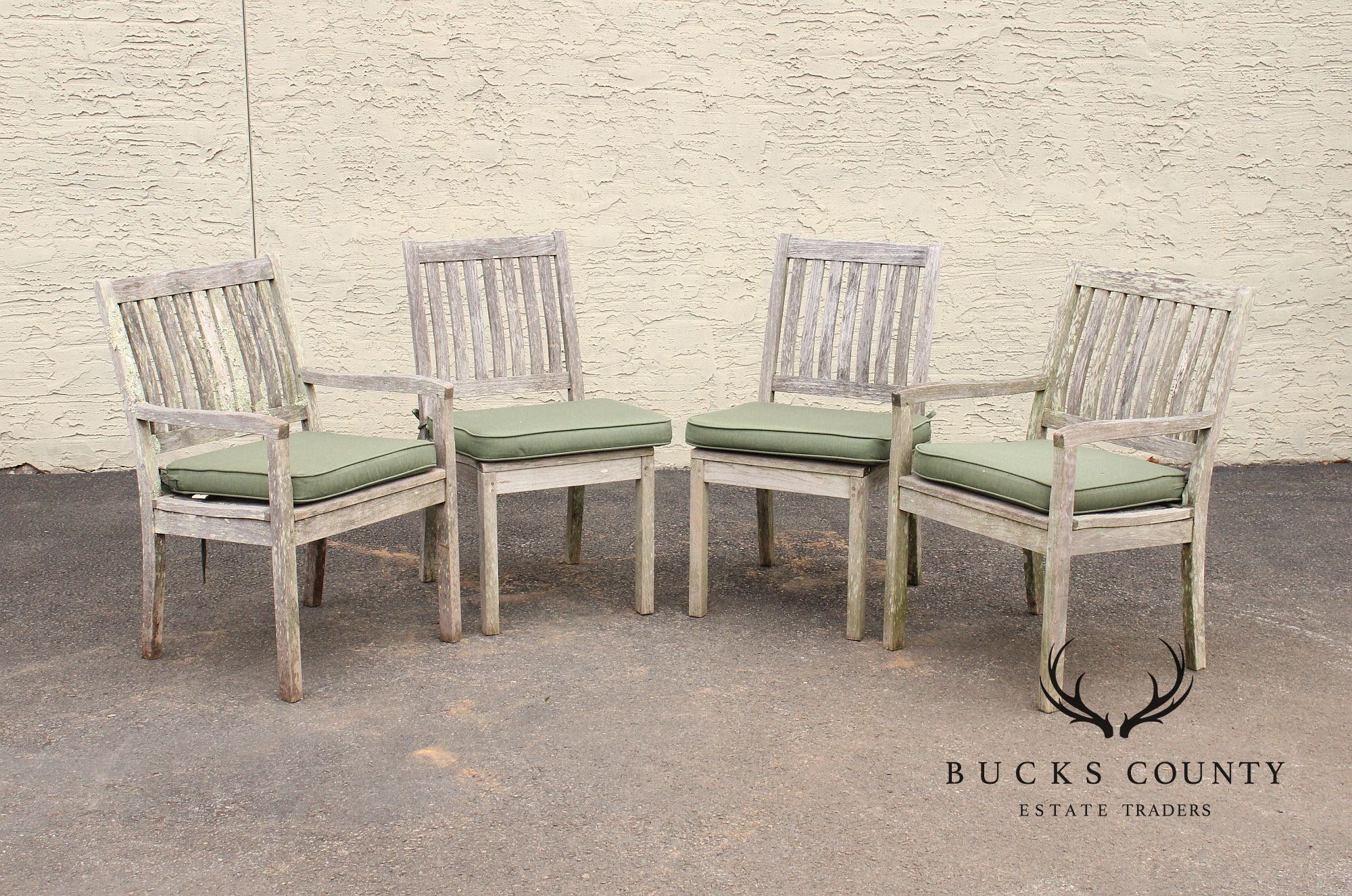 Gloster Teak Outdoor Patio Dining Table With Four Chairs