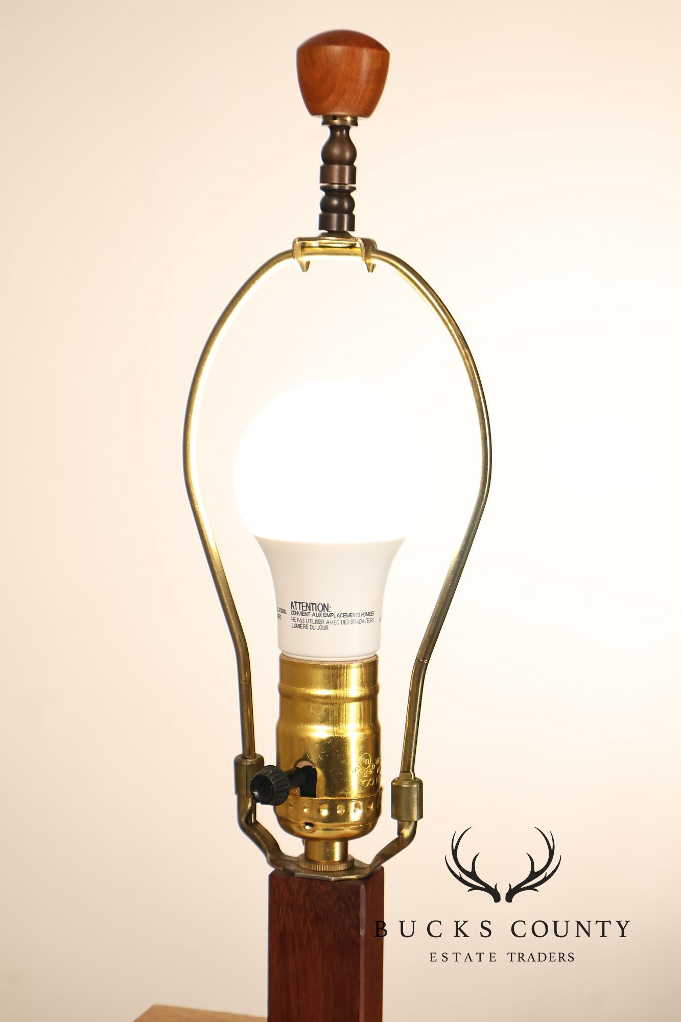 VNC Designs Mission Style Oak Table Lamp