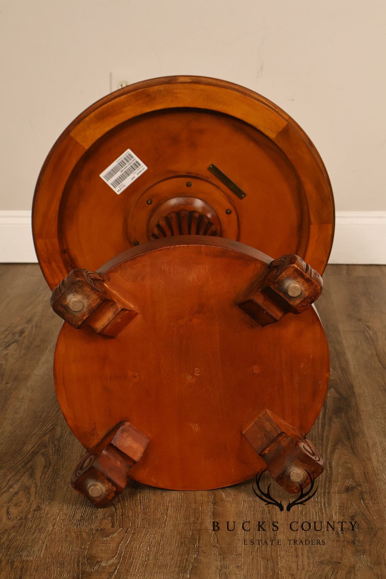 Ethan Allen Round Pineapple Pedestal Side Table