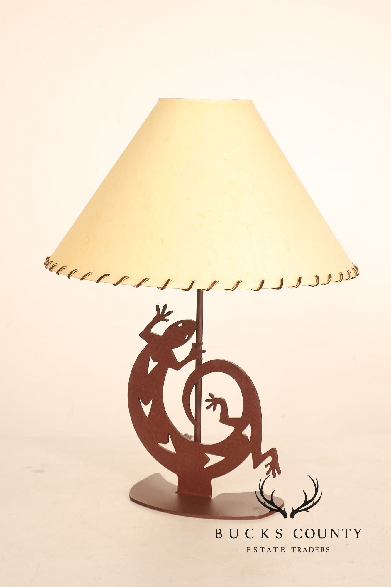 Southwestern Style Steel Gecko Table Lamp