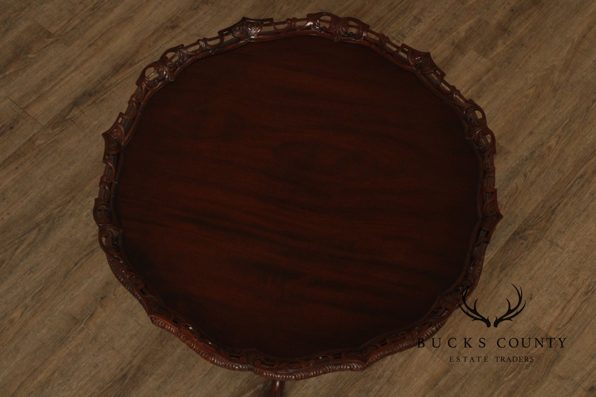 Schmieg and Kotzian Georgian Style Mahogany Pie Crust Table