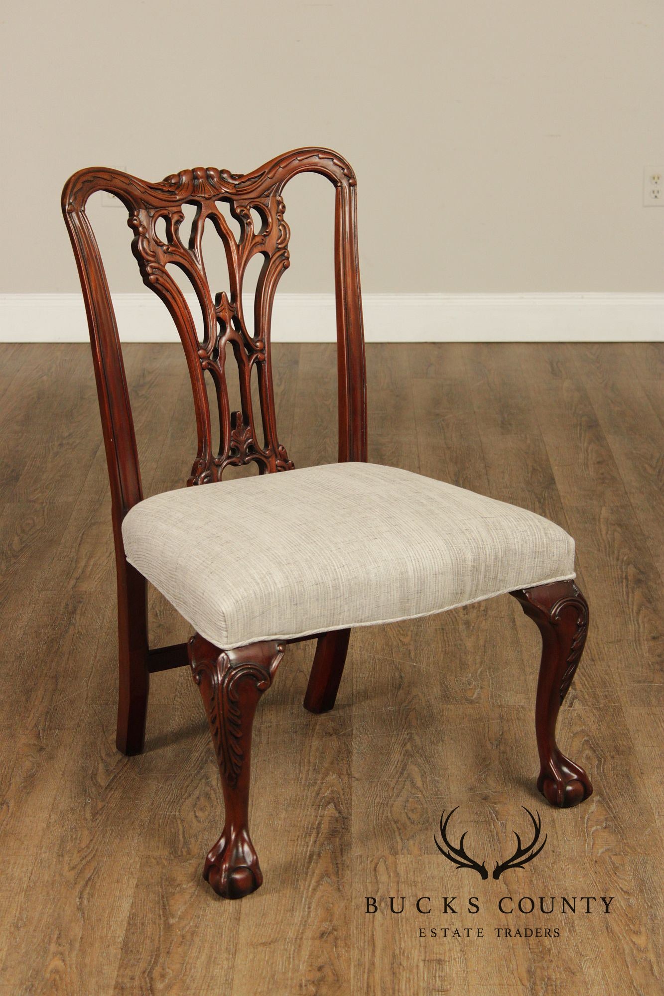 Chippendale Style Quality Set Of Eight Solid Mahogany Dining Chairs