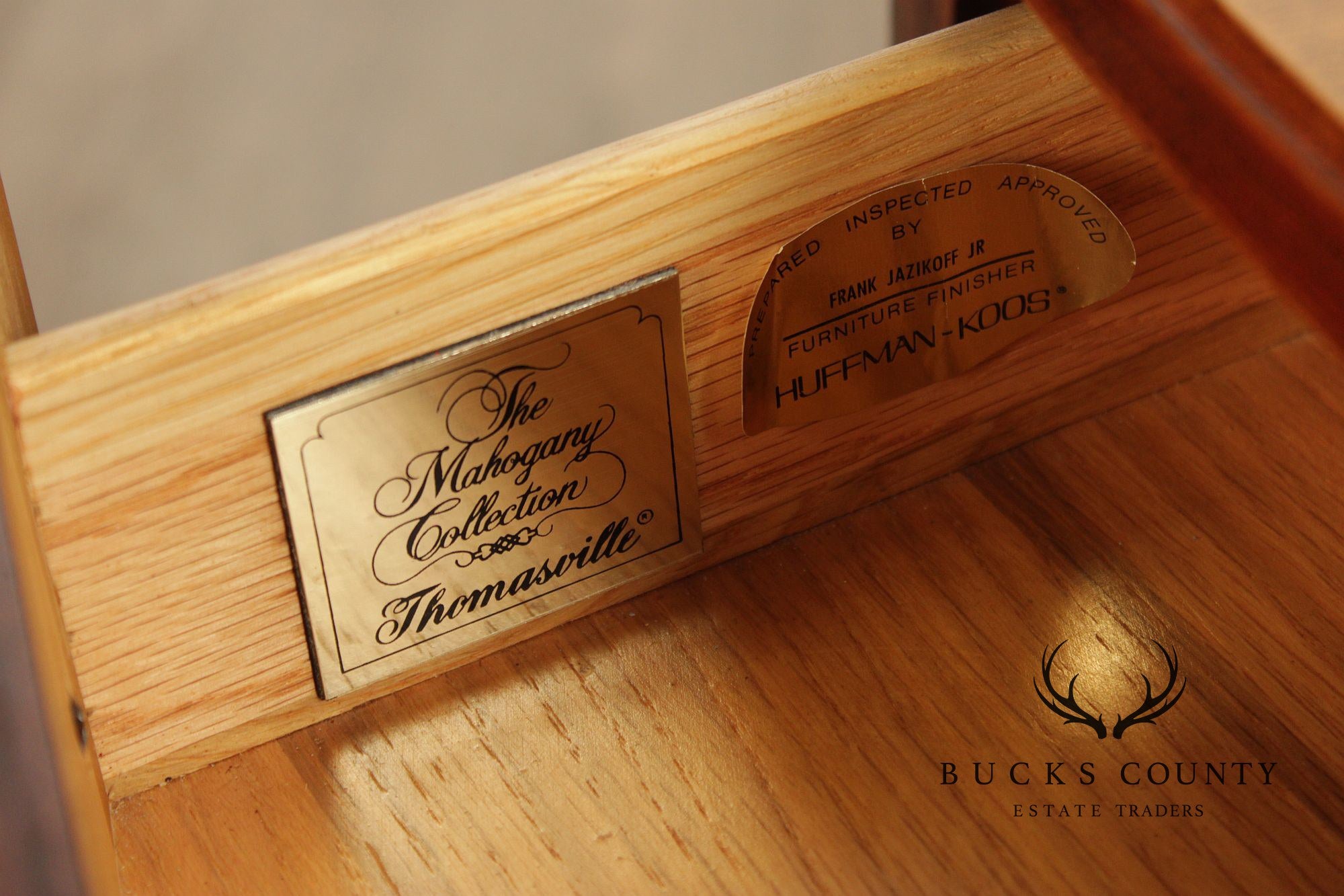 Thomasville The Mahogany Collection Hepplewhite Style Inlaid Console Table