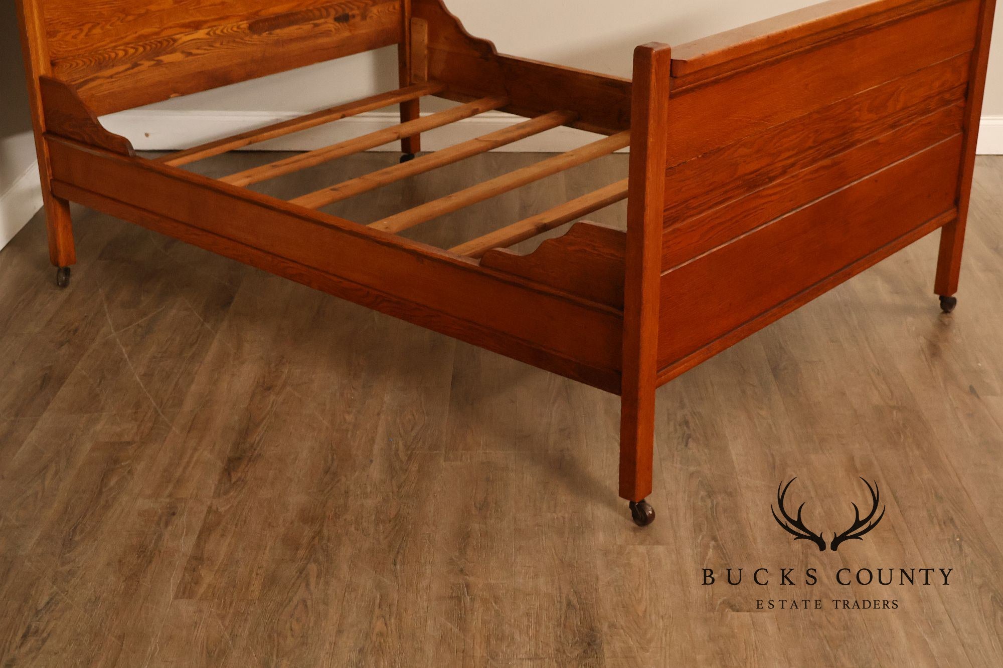 Antique American Victorian Oak Full Size High Back Bed