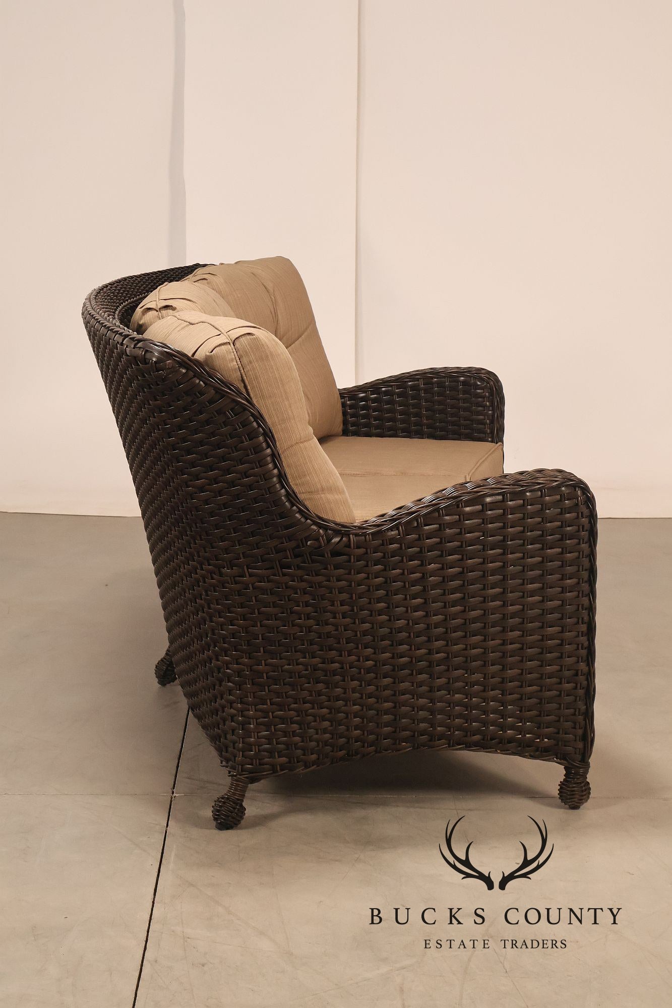 Nothhcape Outdoor Wicker Curved 'Richmond' Patio Sofa With Sunbrella Cushions