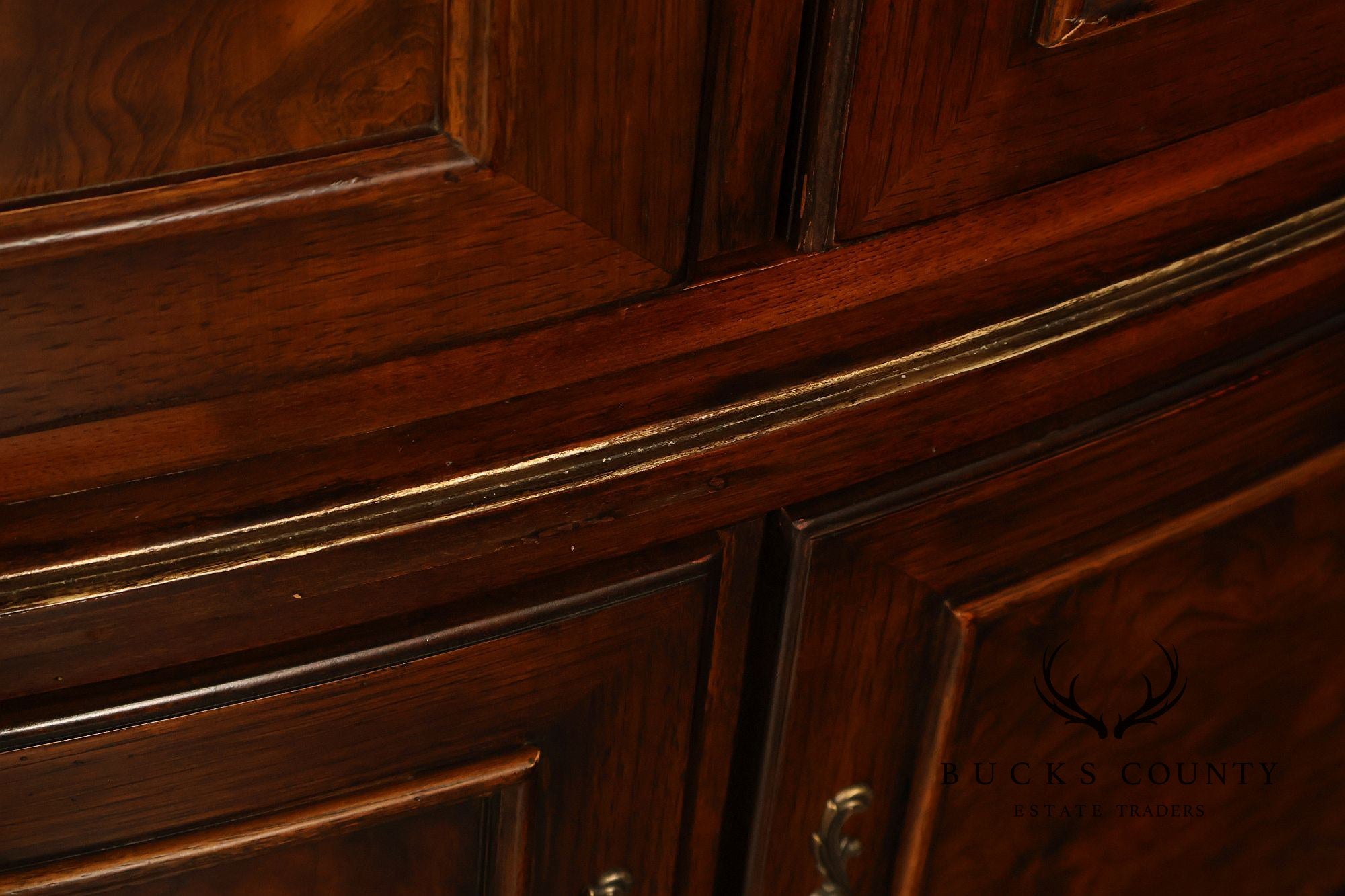 Drexel Heritage Hampshire Traditional Burl Wood Entertainment Armoire