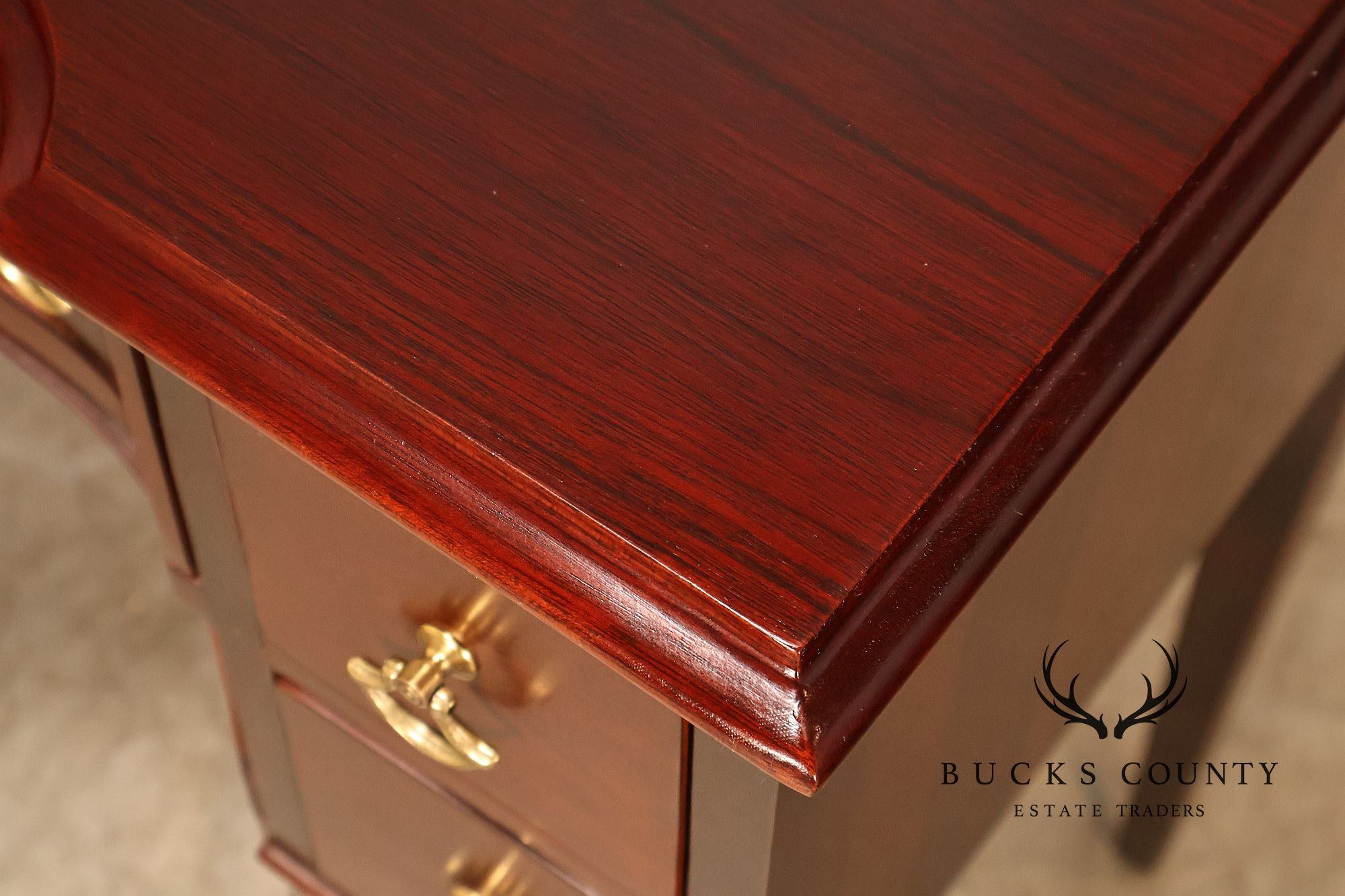 Wellington Hall Mahogany Federal Style Kneehole Console
