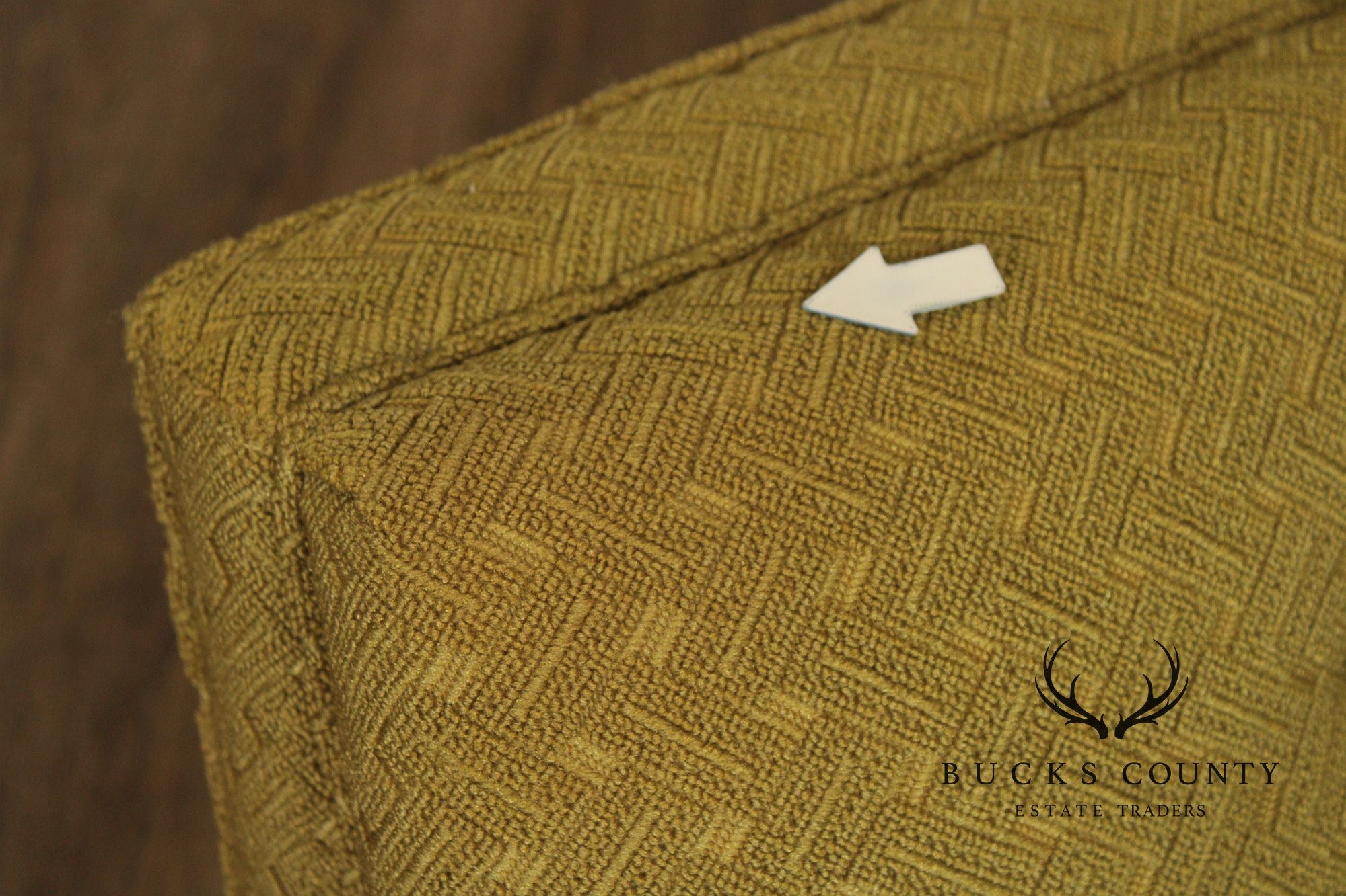 Mid Century Modern Pair of Lounge Chairs