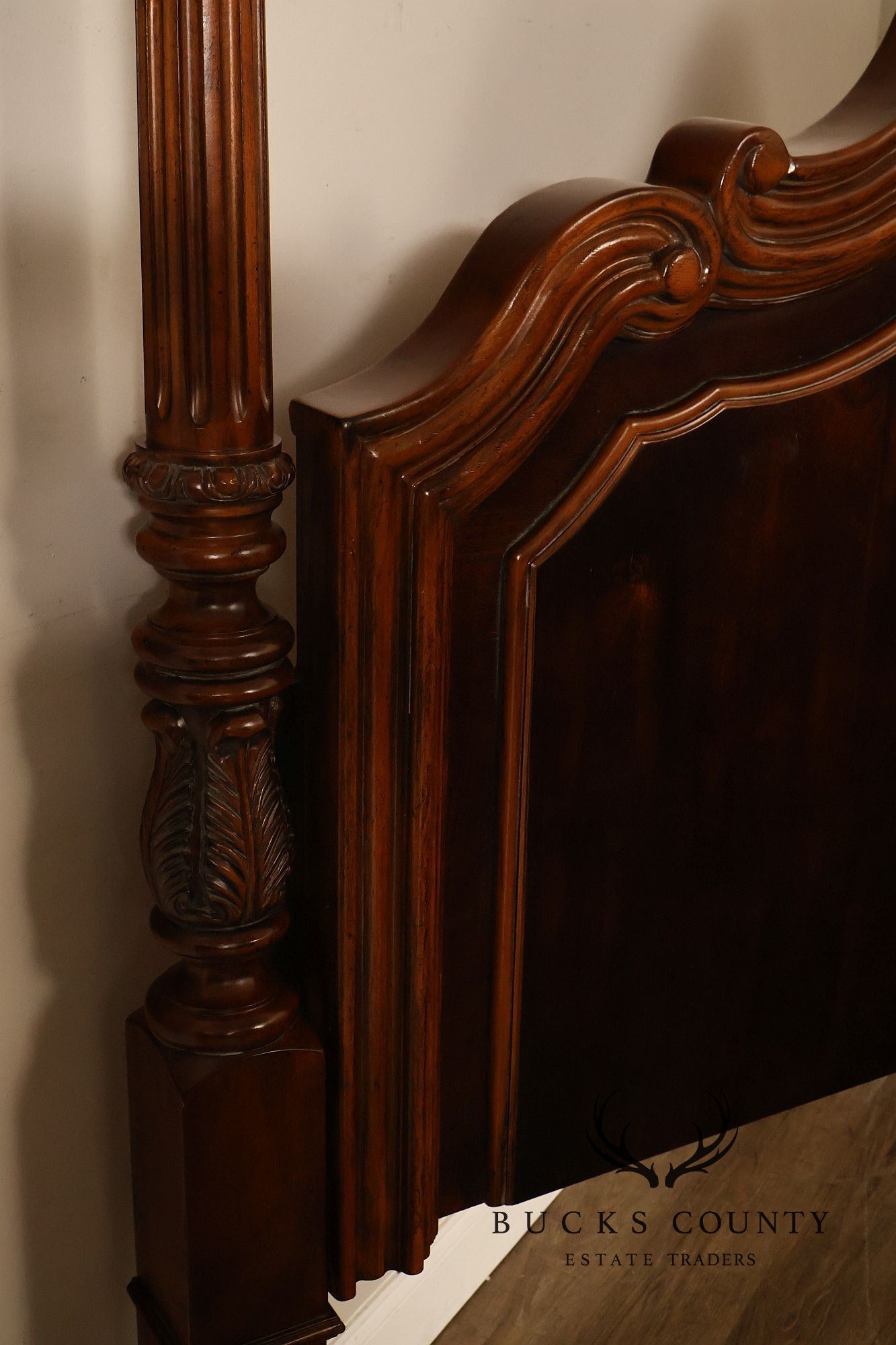 Pulaski Furniture 'St. Raphael' King Poster Bed