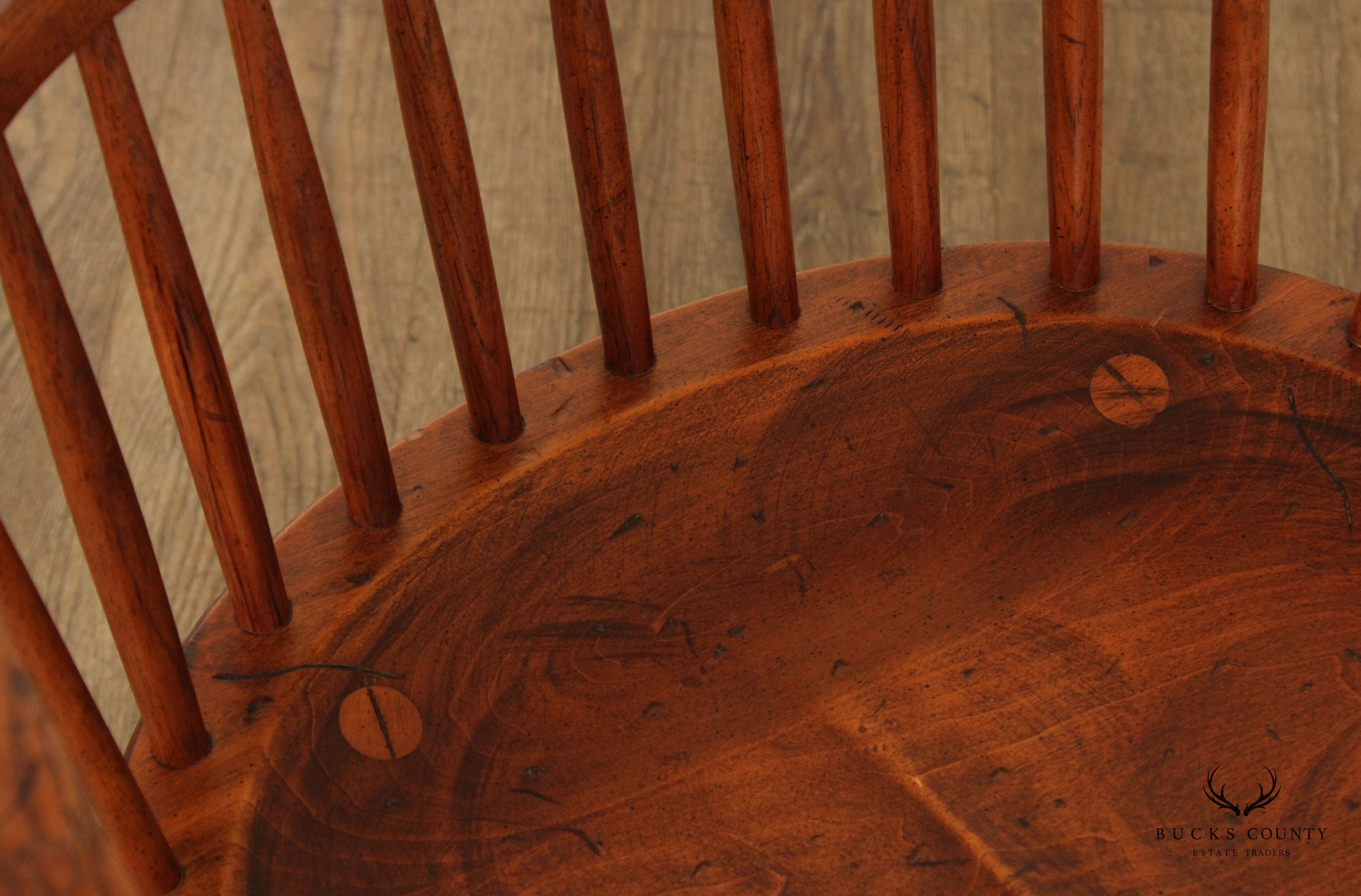 Reproduction Philadelphia Windsor Comb Back Arm Chair
