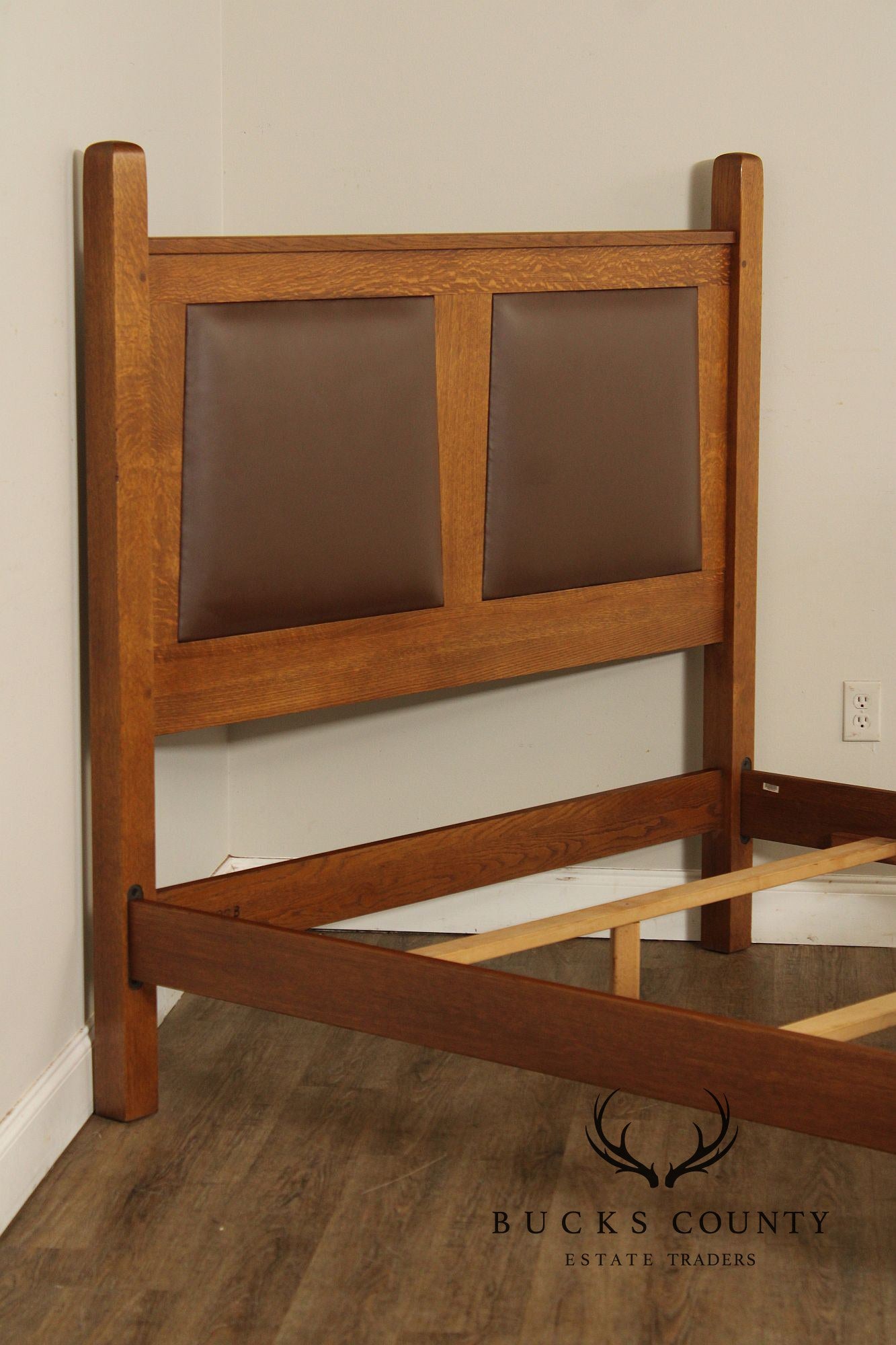 Stickley Mission Style Oak and Leather Queen Bed