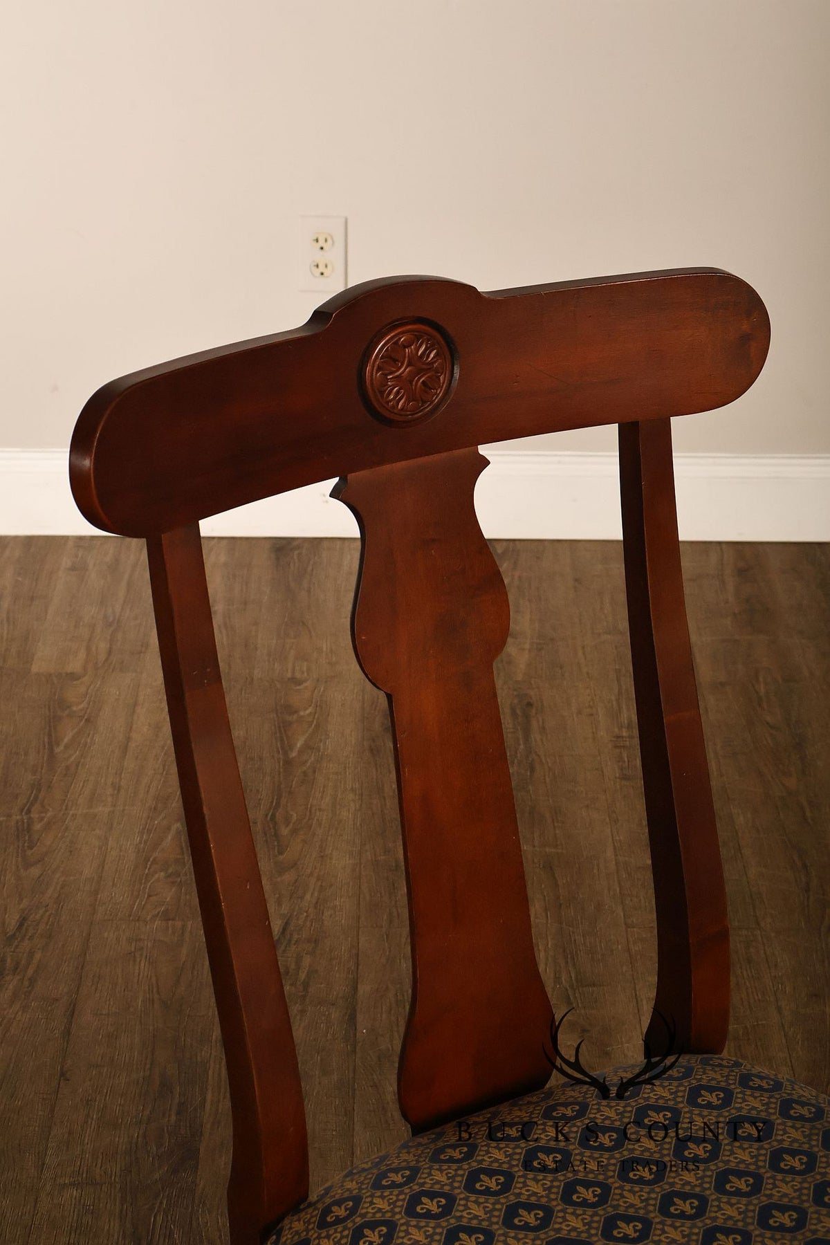 Ethan Allen British Classics Collection Set of Eight Dining Chairs
