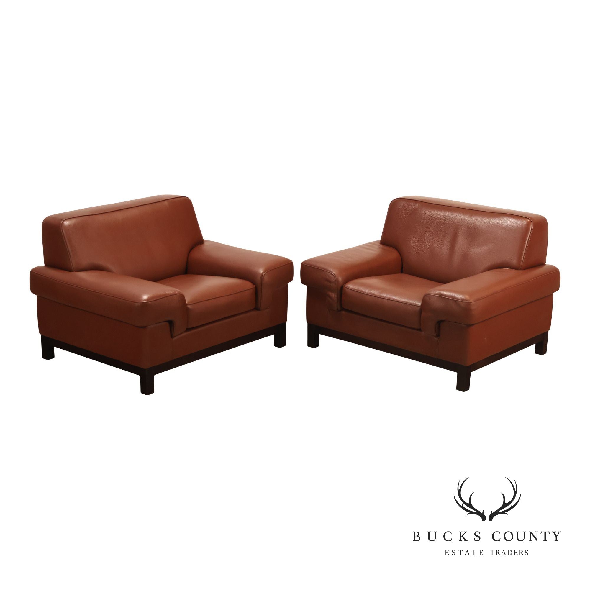 Formenti Pair of Italian Leather Lounge Chairs