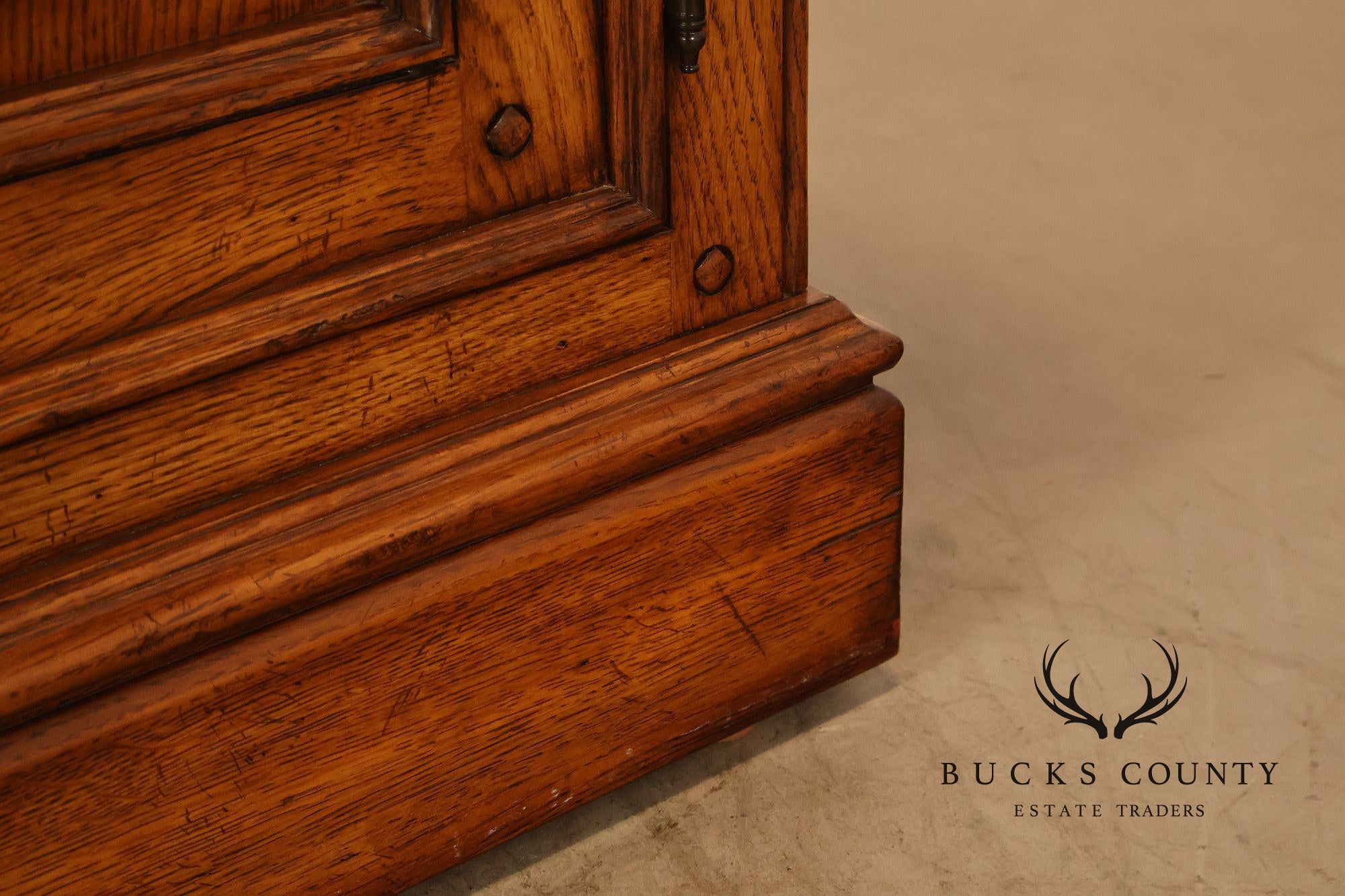 Thomasville Lighted Oak China Cabinet