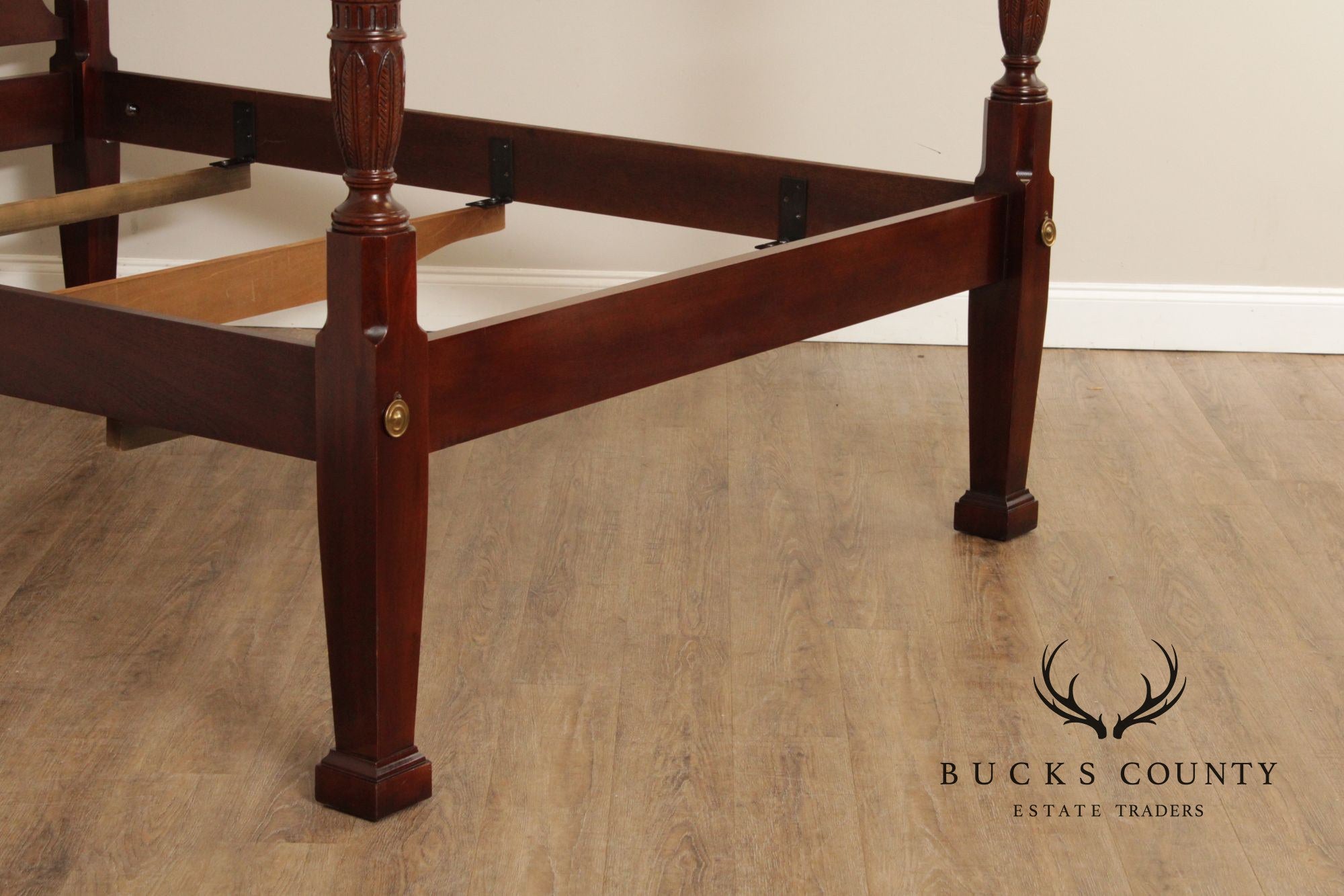 Drexel '18th Century Classics' Mahogany Queen Poster Bed