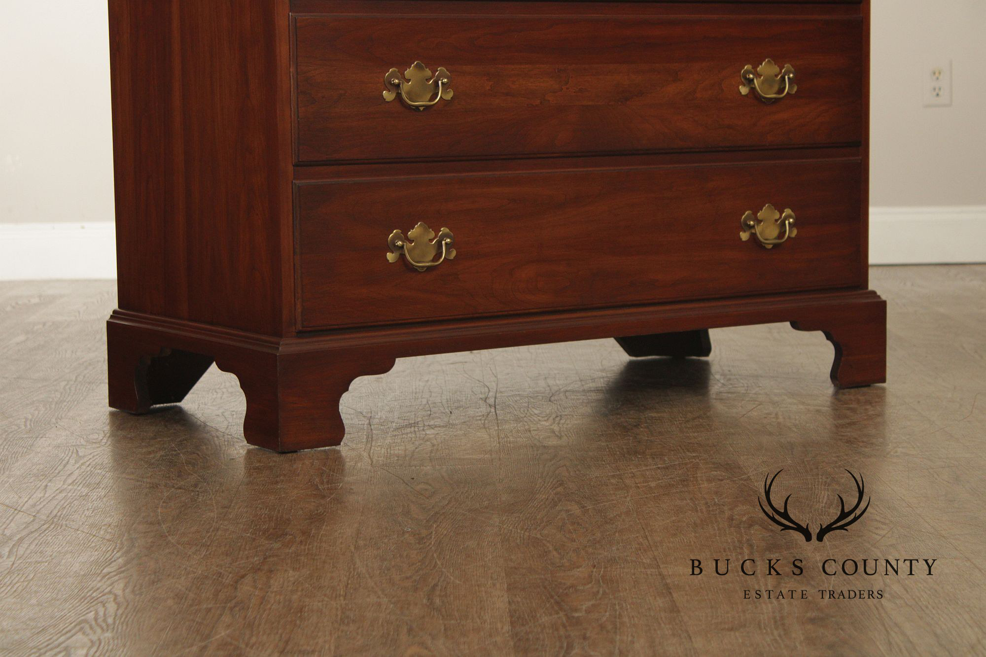 Henkel Harris Chippendale Style Cherry Chest Of Drawers Single dresser