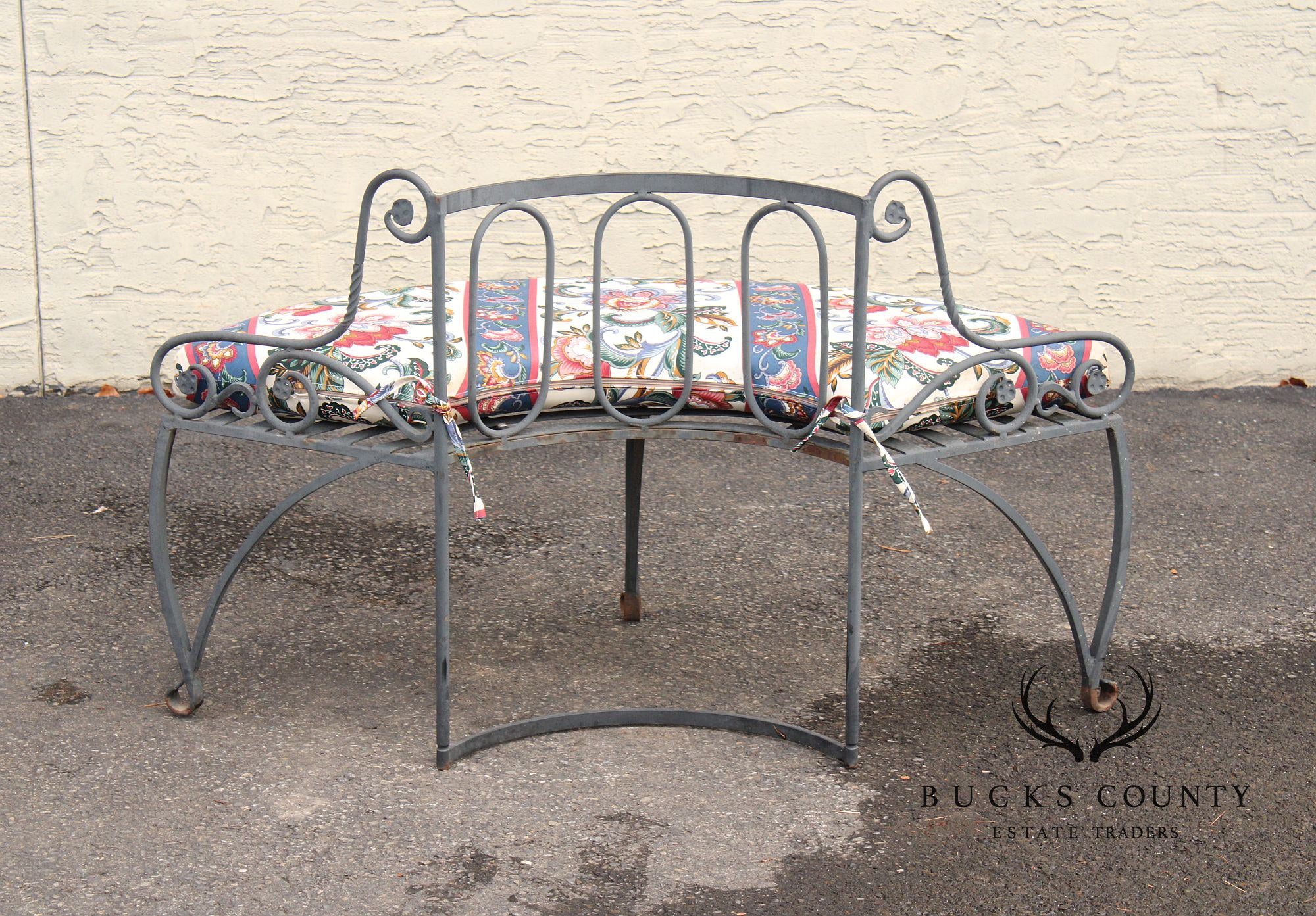 Wrought Iron Circular Garden Tree Bench With Cushions