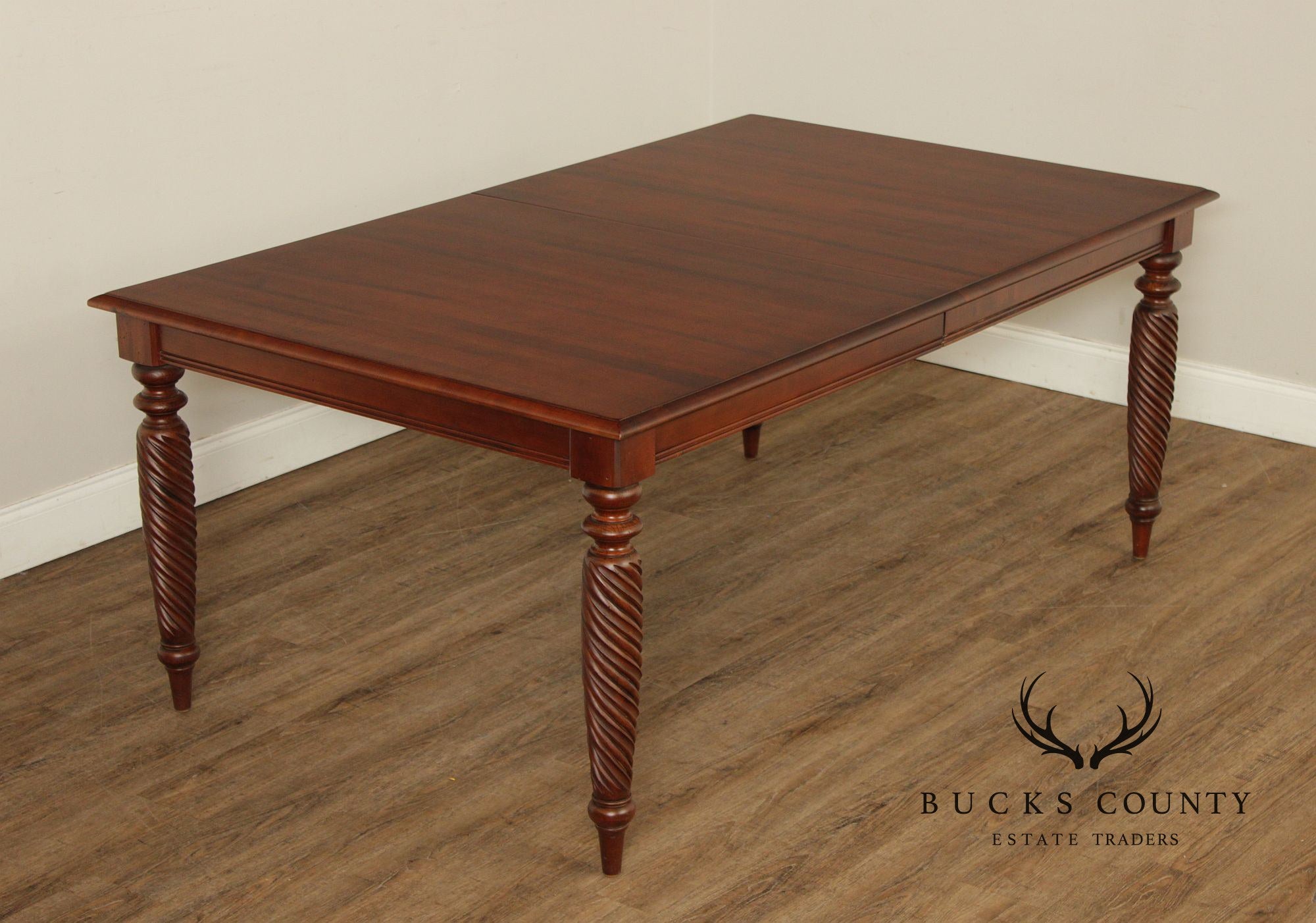 Ethan Allen 'British Classics' Extendable Dining Table