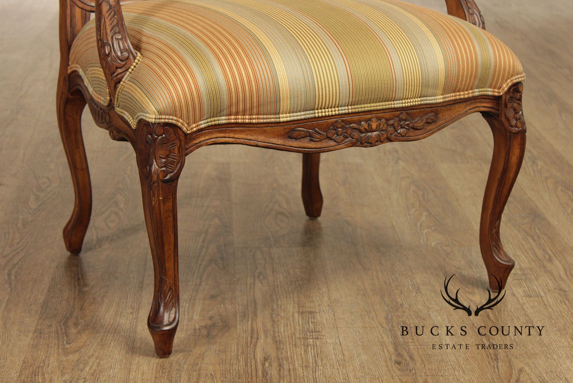 Henredon French Louis XV Style Pair of Fauteuil Armchairs