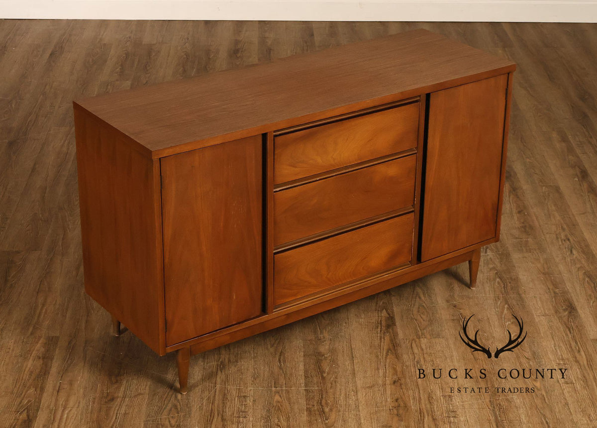 Mid Century Modern Broyhill Pacemaker Walnut Credenza Cabinet