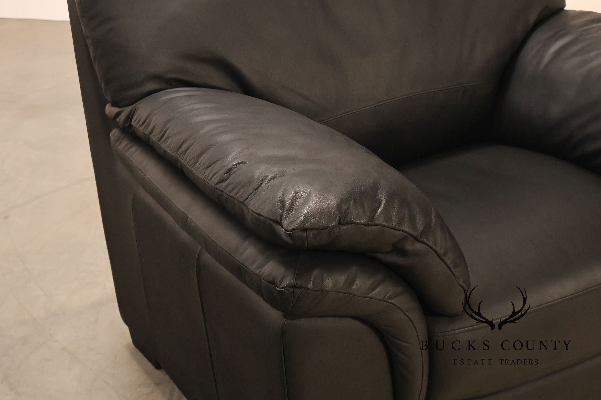 Italsofa Contemporary Black Leather Club Chair