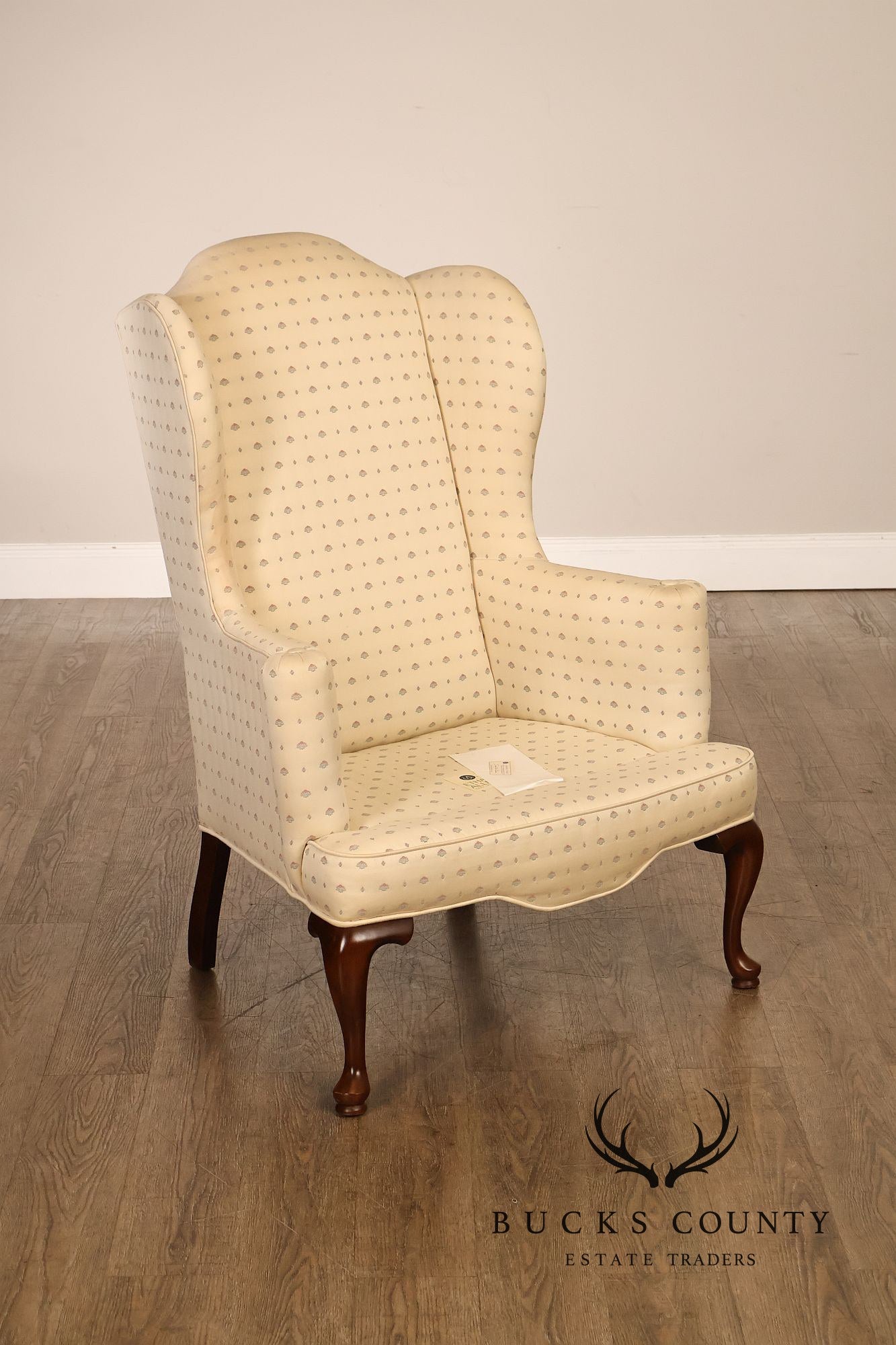Ethan Allen Queen Anne Style Vintage Pair of Wing Chairs