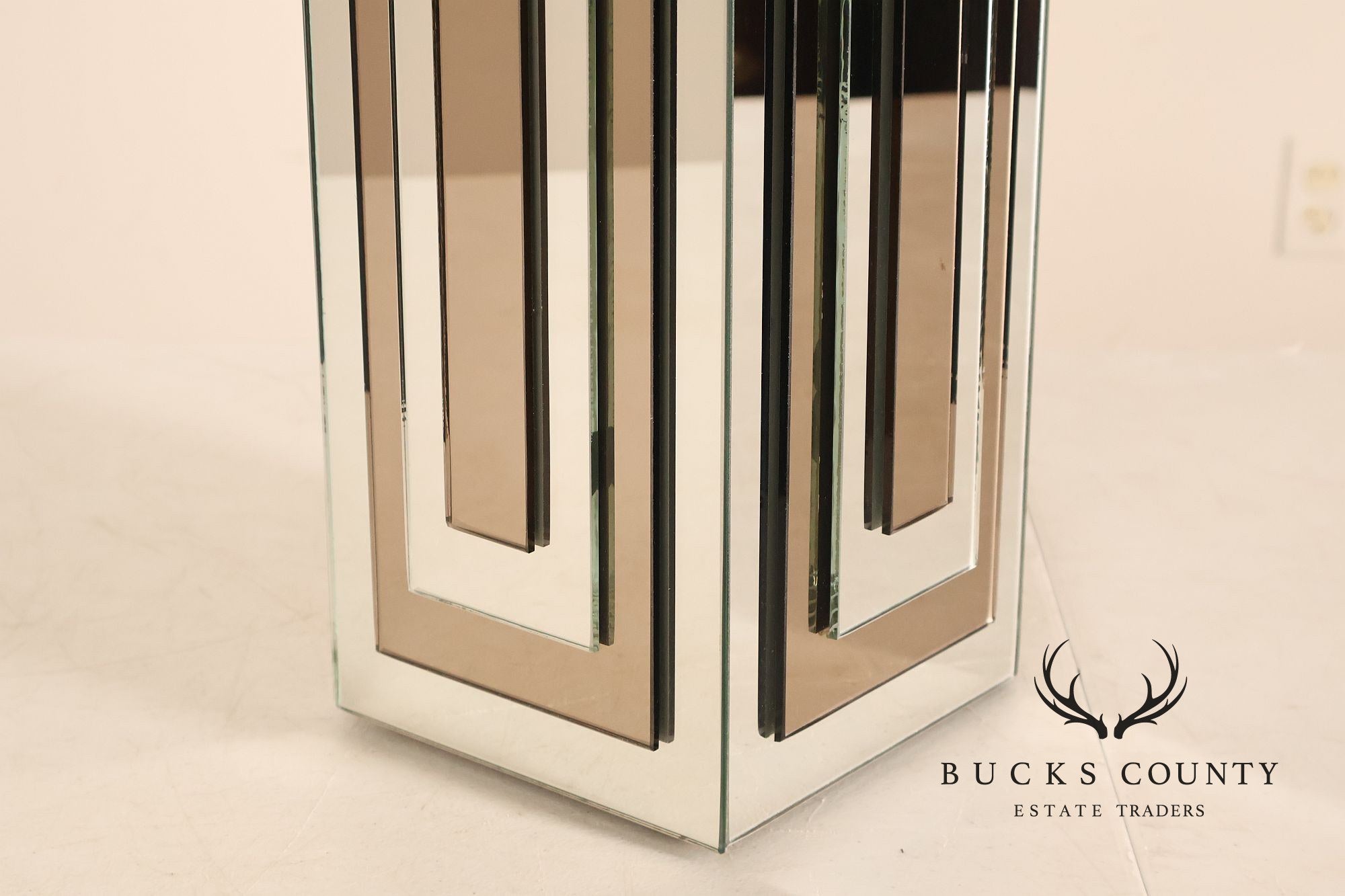 Ello Hollywood Regency Mirrored Table Lamp