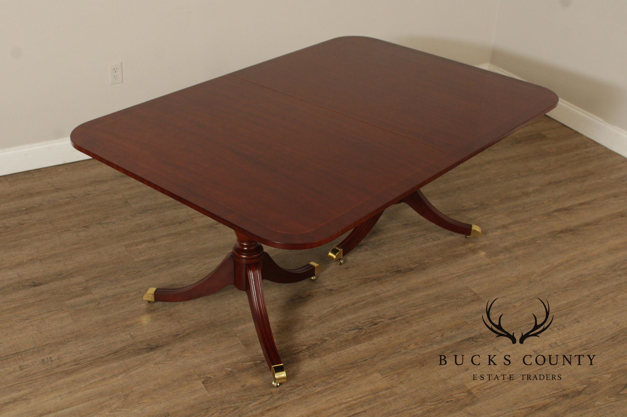 Kindel National Trust Double Pedestal Mahogany Expandable Dining Table