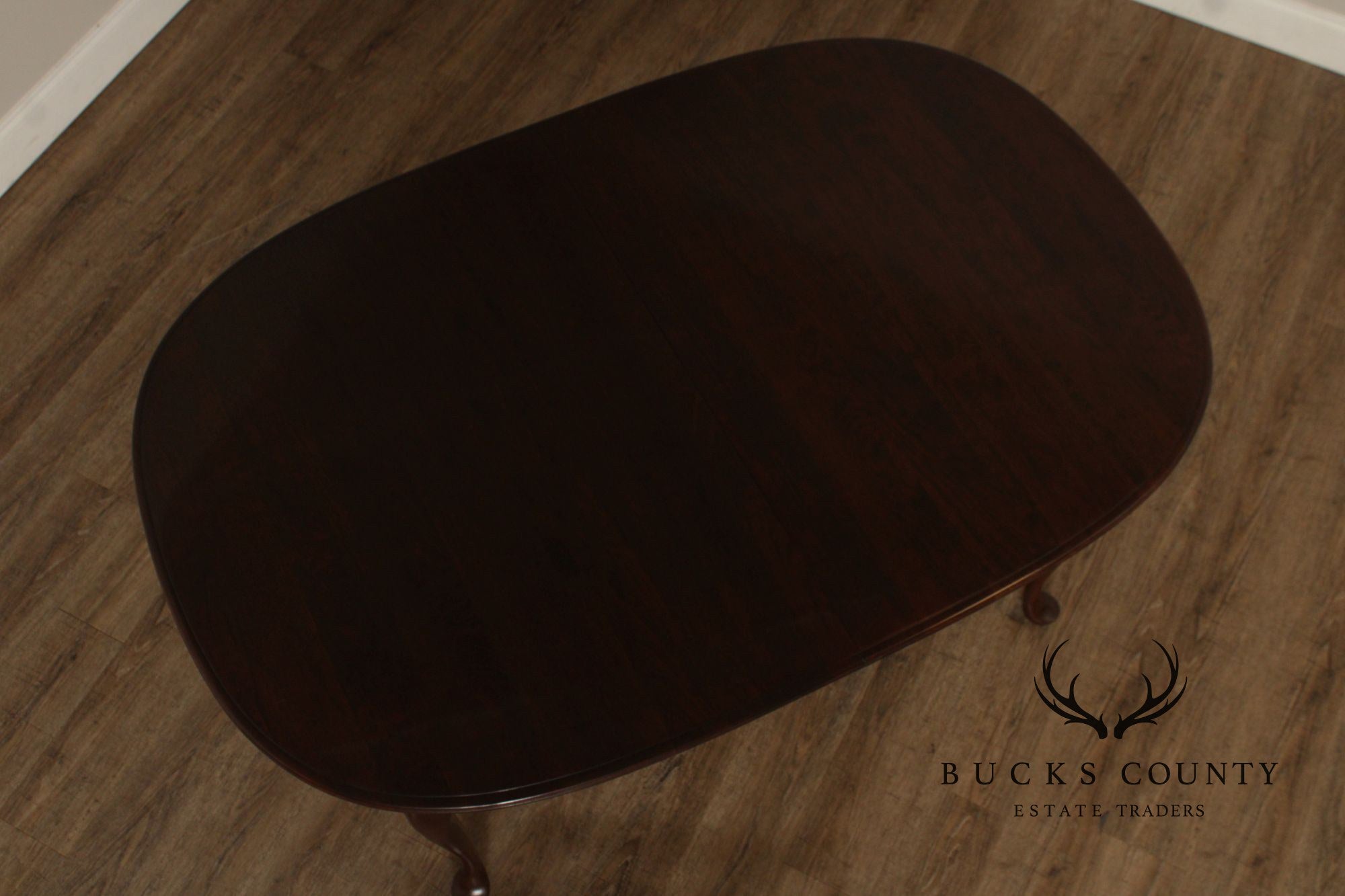 Ethan Allen Georgian Court Cherry Expandable Dining Table