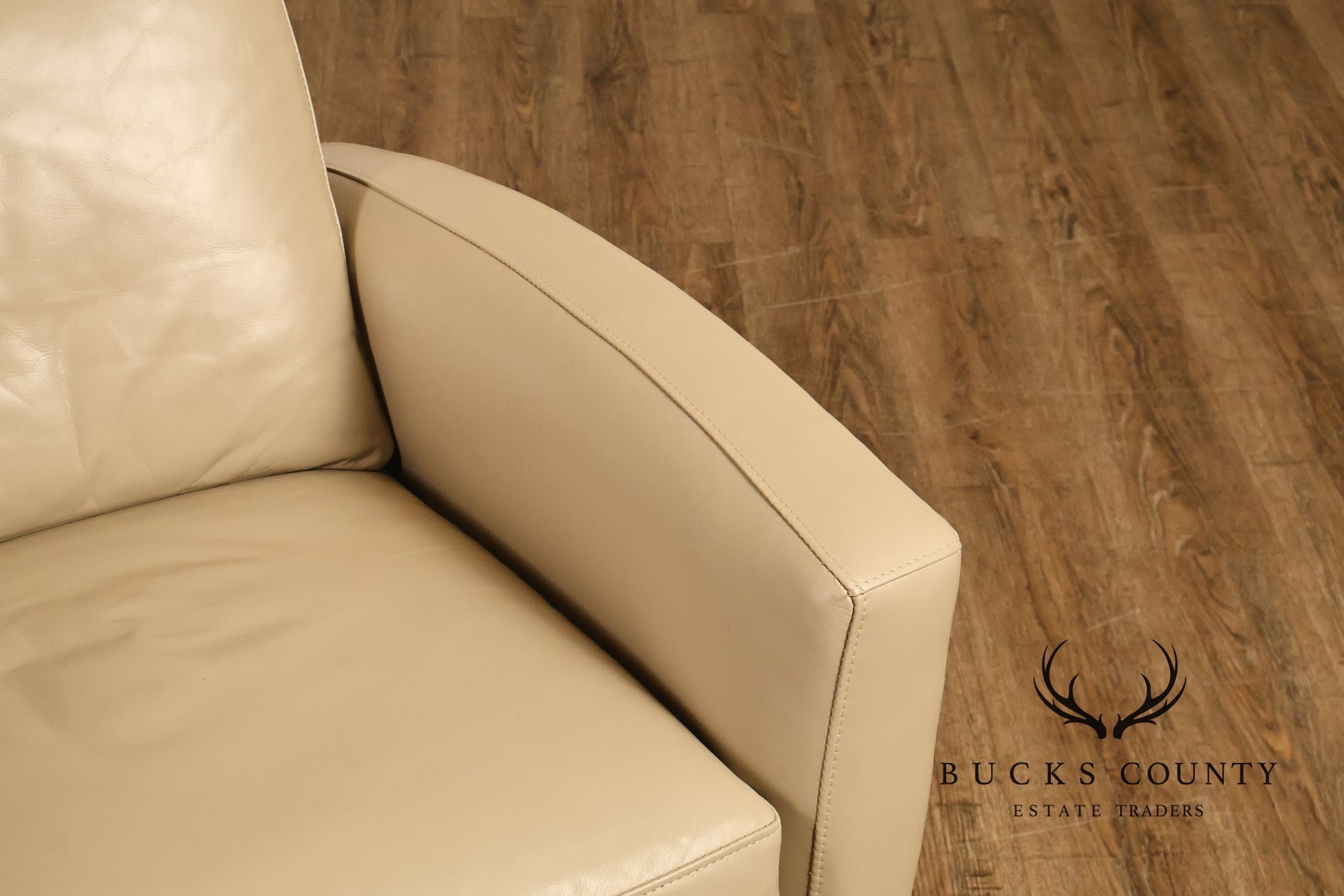 Hancock & Moore Pair of Leather Milo Power Recliners