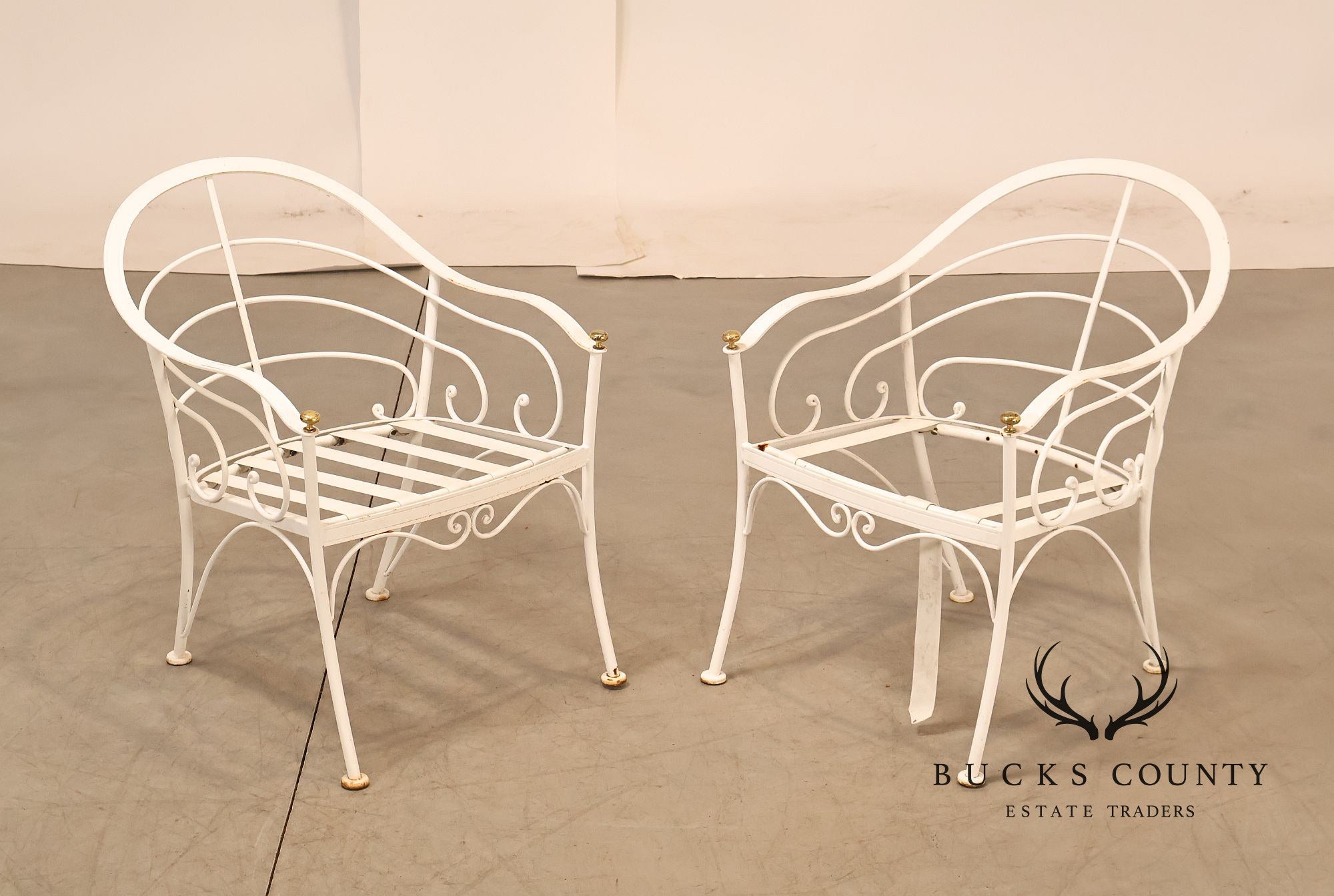 Woodard French C ountry Style Wrought Iron Pair Of Garden Lounge Chairs With Scrollwork